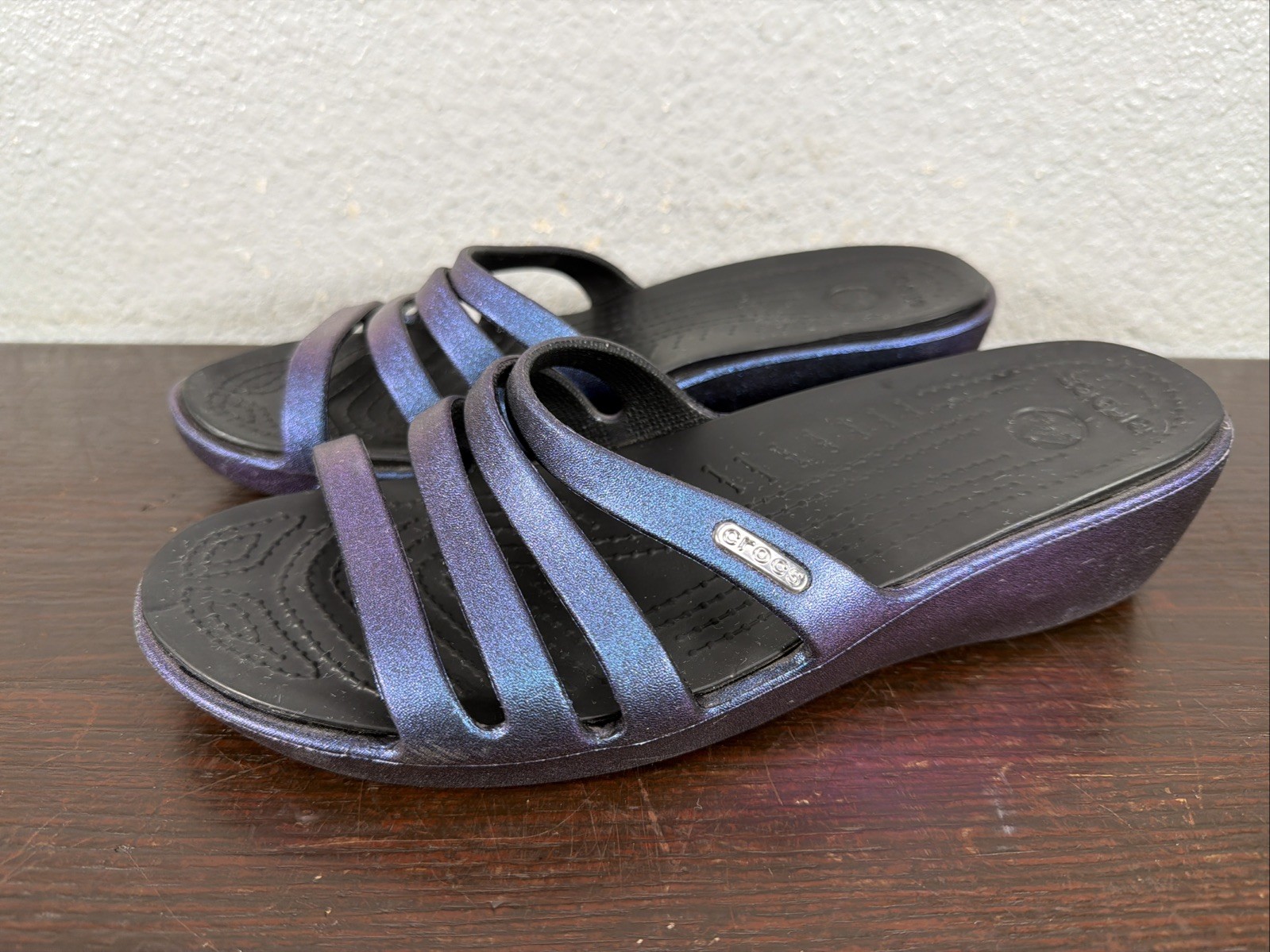 Crocs Women’s Strappy Rhonda Wedge Slip On Iridescent Black Sandals Size 9
