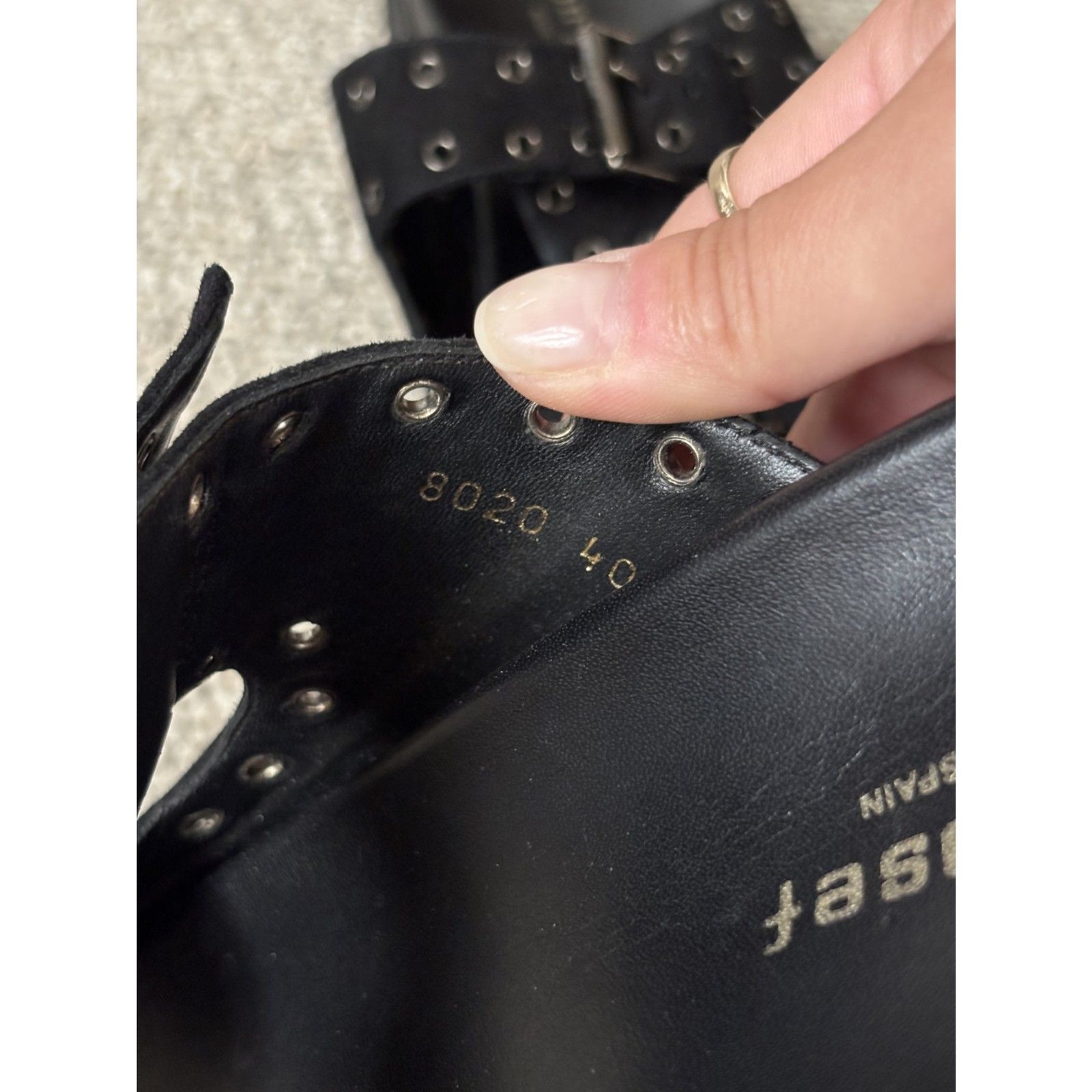 Jon Josef «Bold» Black Suede Grommet Sandals Size 9-9.5