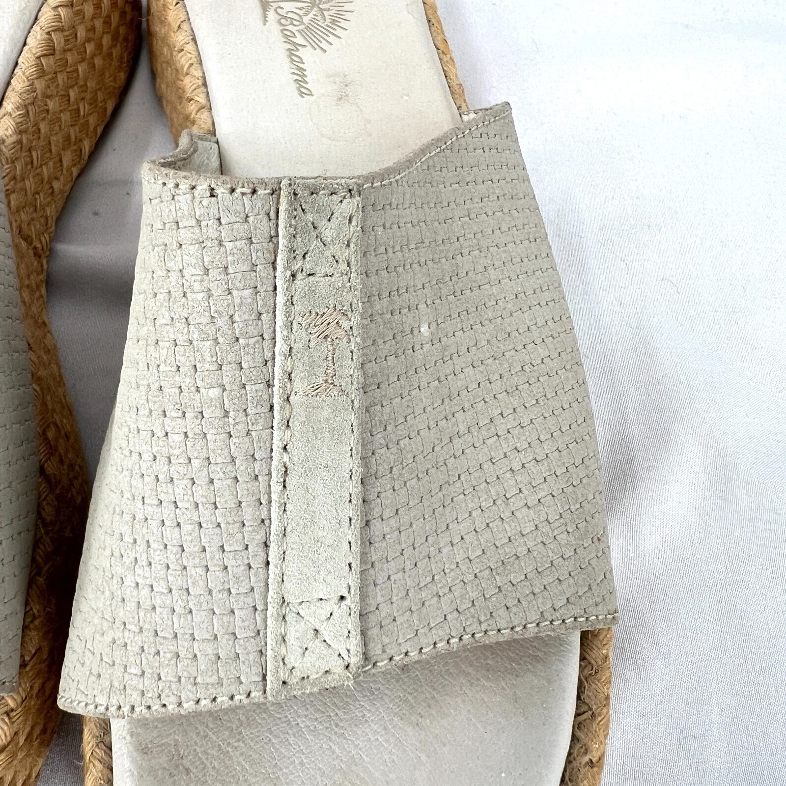 Tommy Bahama Balboa Pier rattan slide relaxed slip on vacation shoes cream 9