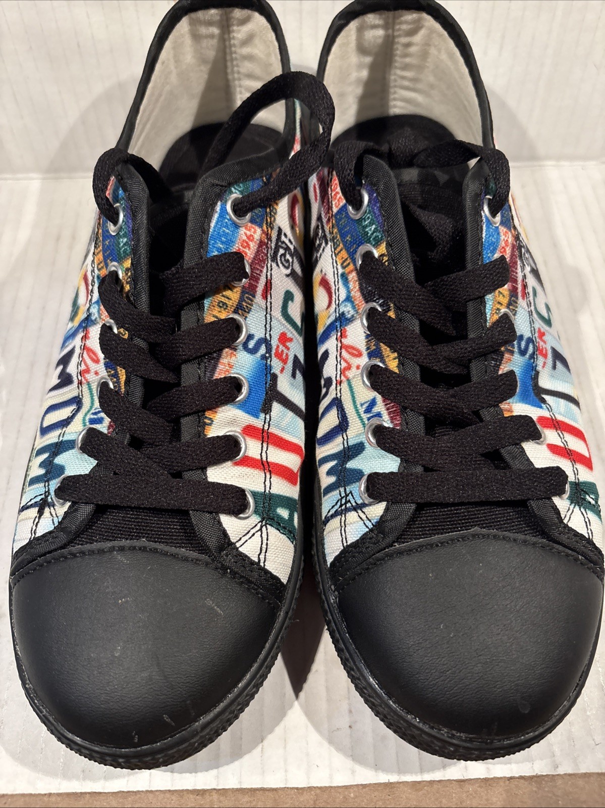 Autism Mom Low Top Sneakers Women’s Shoes Size 6 Autism Awareness Multicolor