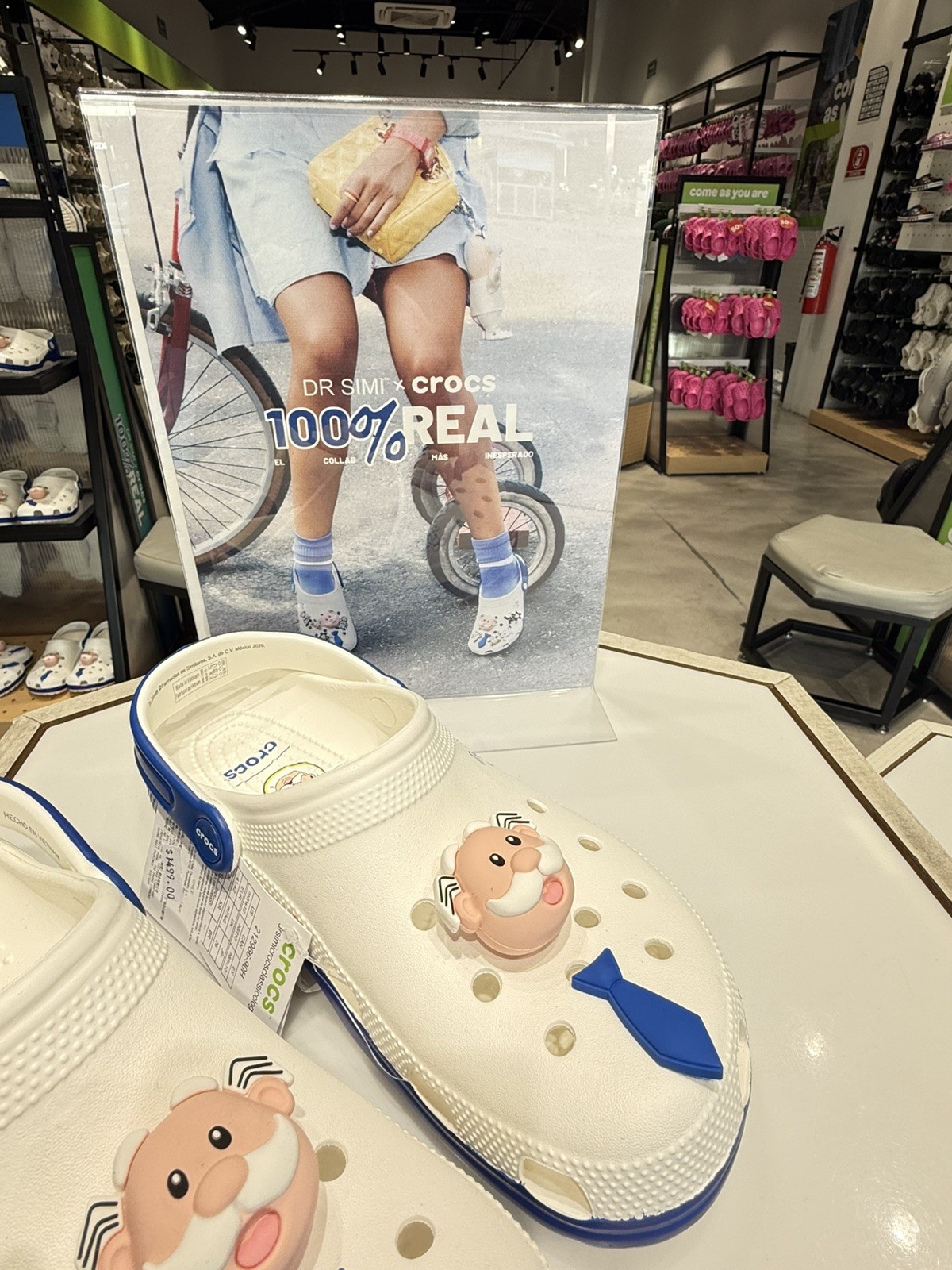Simi Crocs size 9