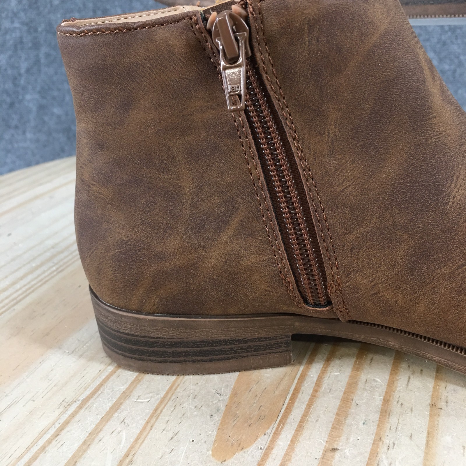 Time And Tru Ankle Boots Womens 7 Side Zip Casual Low Heels Round Toe Brown