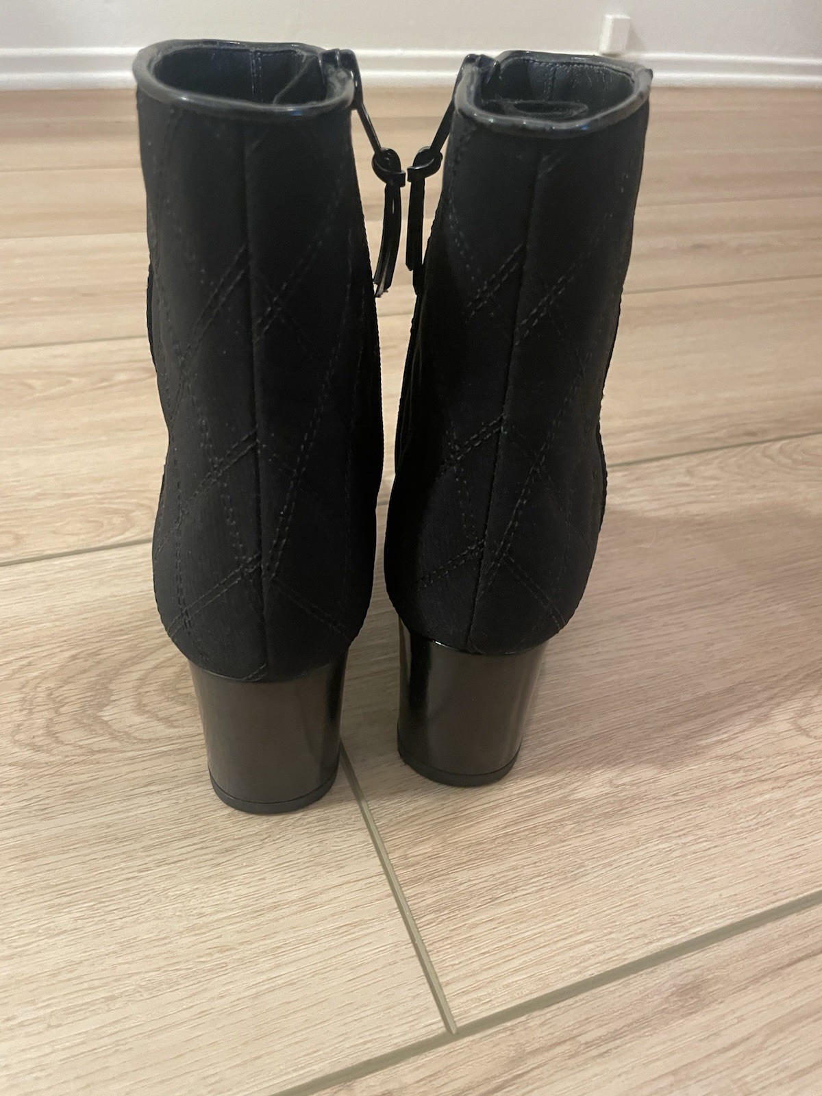 Stuart Weitzman Black Heeled Ankle Booties Womens 7