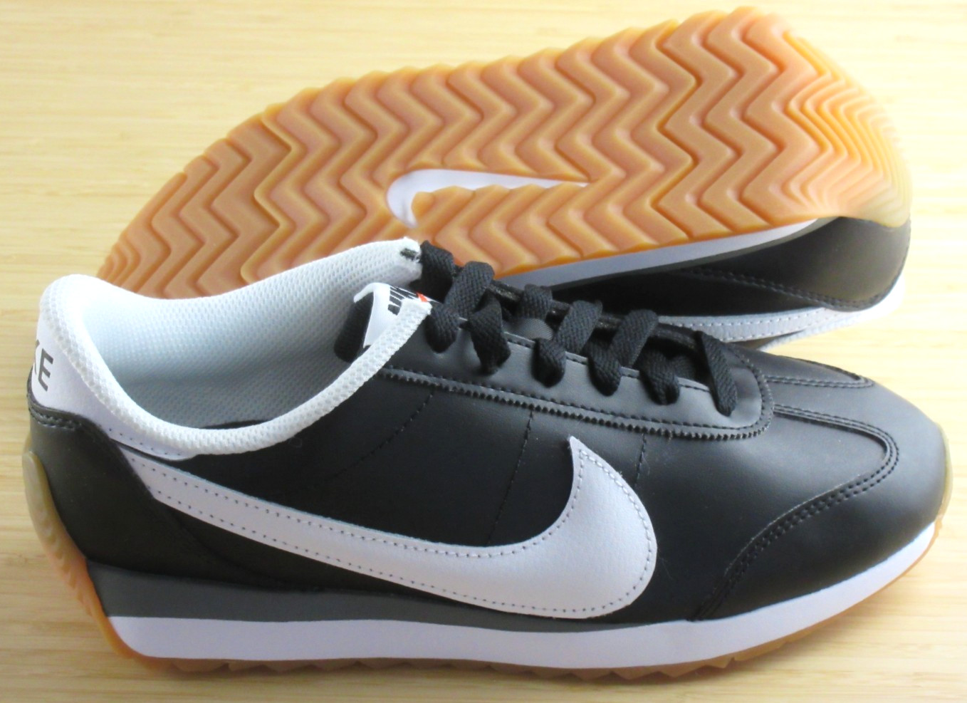 Nike Women’s Pacific Leather Retro Black White Gum Lifestyle Shoes Size 9 NIB