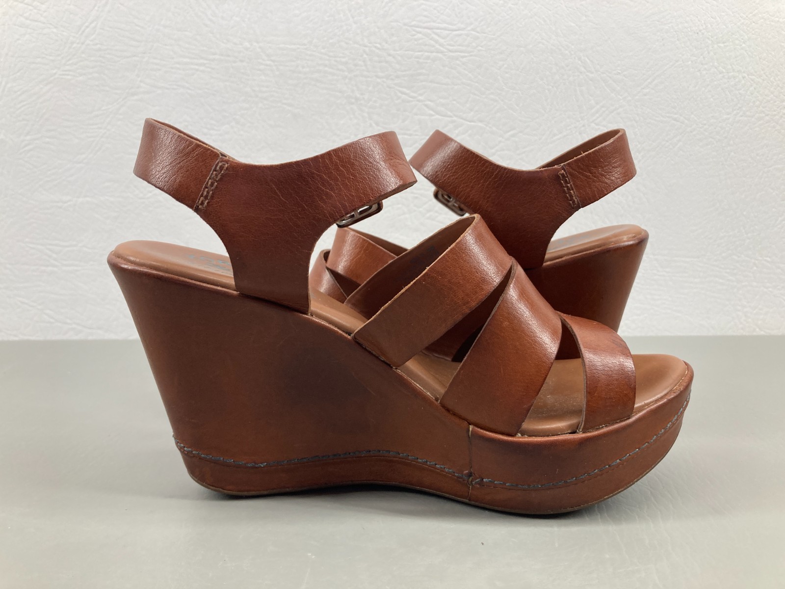 Kork Ease Womens Wedge Sandals Size 6.5 Brown Leather Platform Ankle Strap