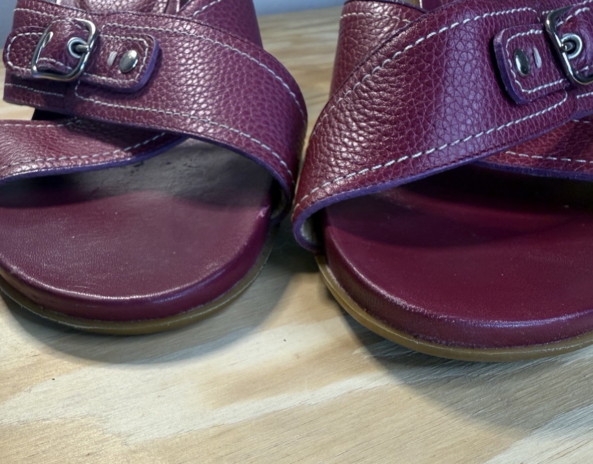 Coach Women’s Burgundy Leather Slide Sandals Straps Buckle Logo Size 7.5B