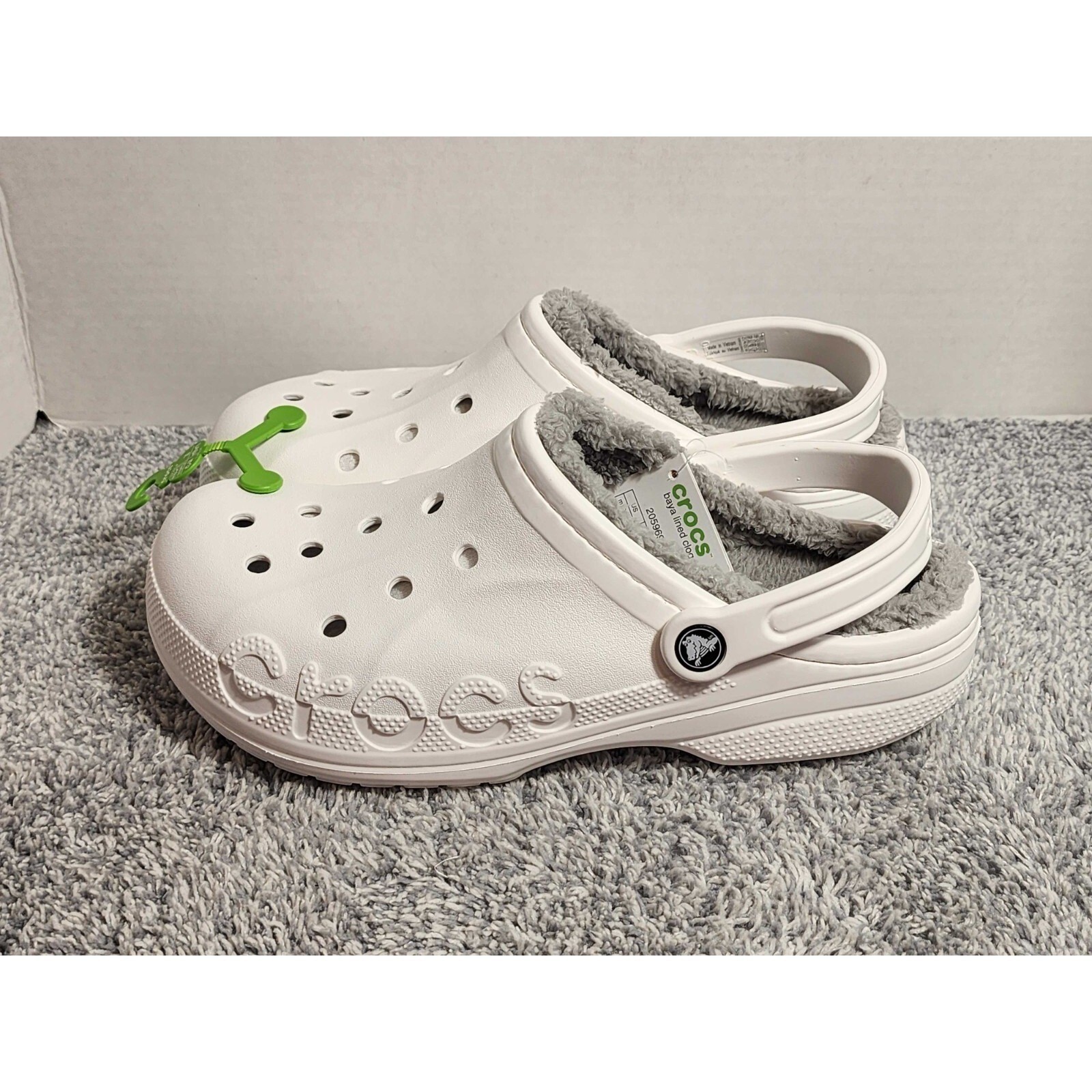 Crocs Baya Lined Clogs White Size Women’s 12 Men’s 10 Slip on Faux Fur Fuzzy NEW