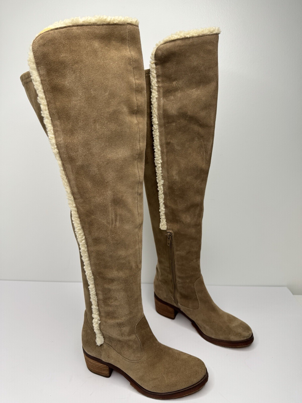 VINCE CAMUTO Shianne OTK Suede Vegan Fur Size 6.5M Taupe Women Boots