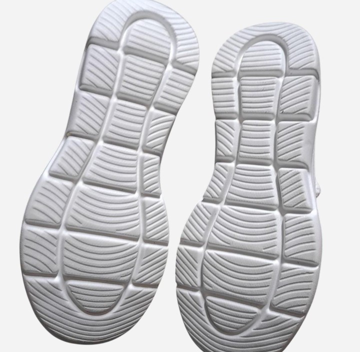 Athletic shoes open back White Size 7