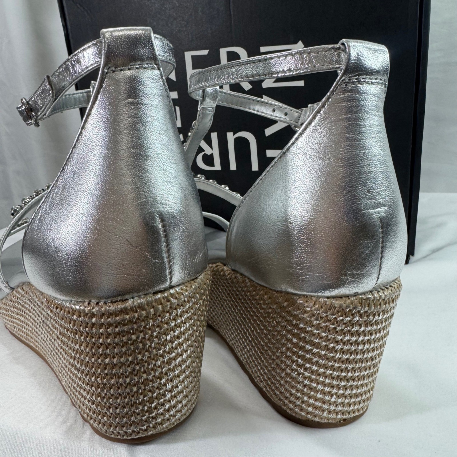 New Naturalizer Serena Silver Metallic Rhinestone Espadrille Wedge Sandal Sz 13