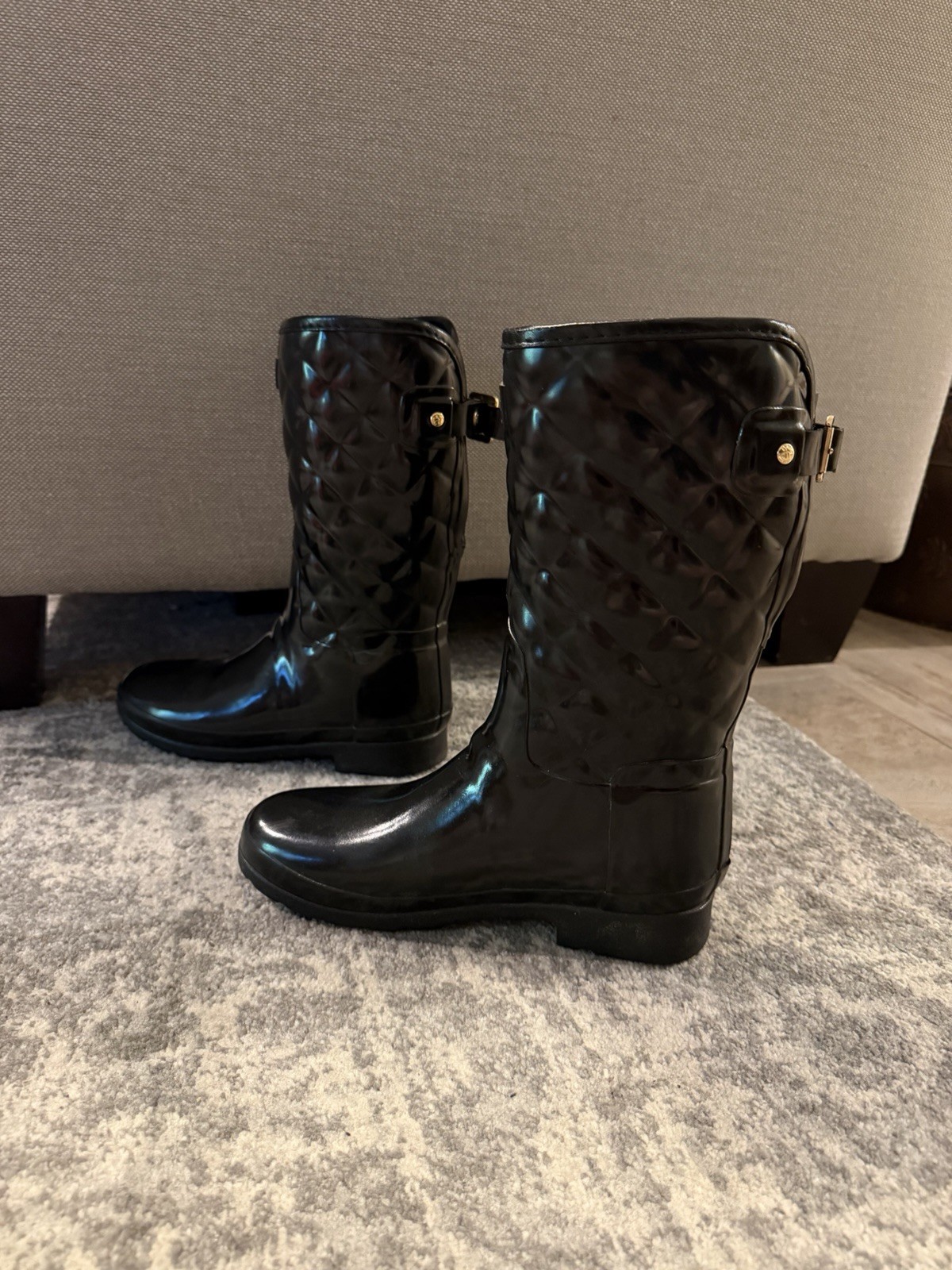 Hunter Refined Gloss Quilt Short Women’s Black Quilted Waterproof Rain Boot 7