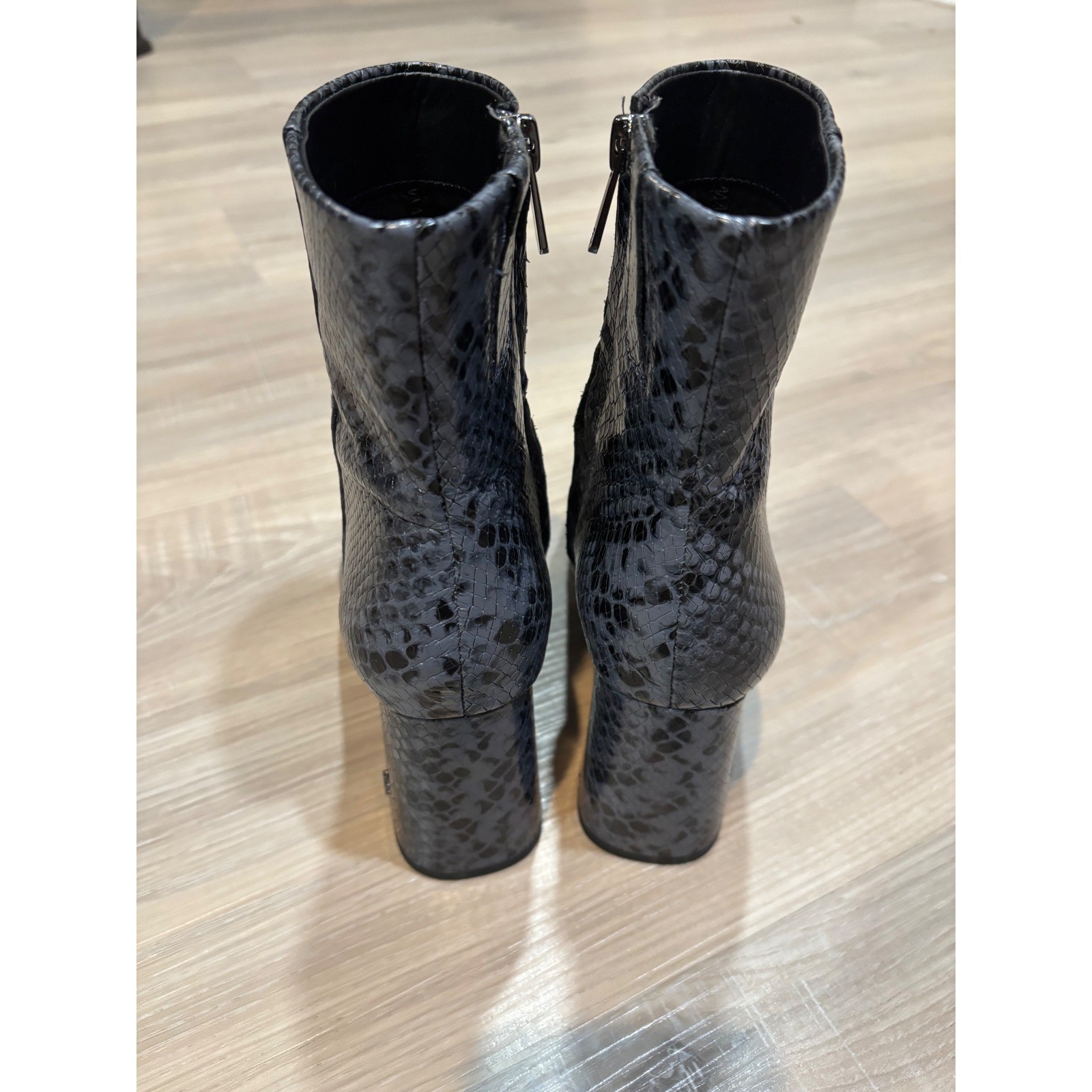 Sam Edelman Grey Black Snakeskin Embossed Square Toe Block Heel Ankle Boots 6.5