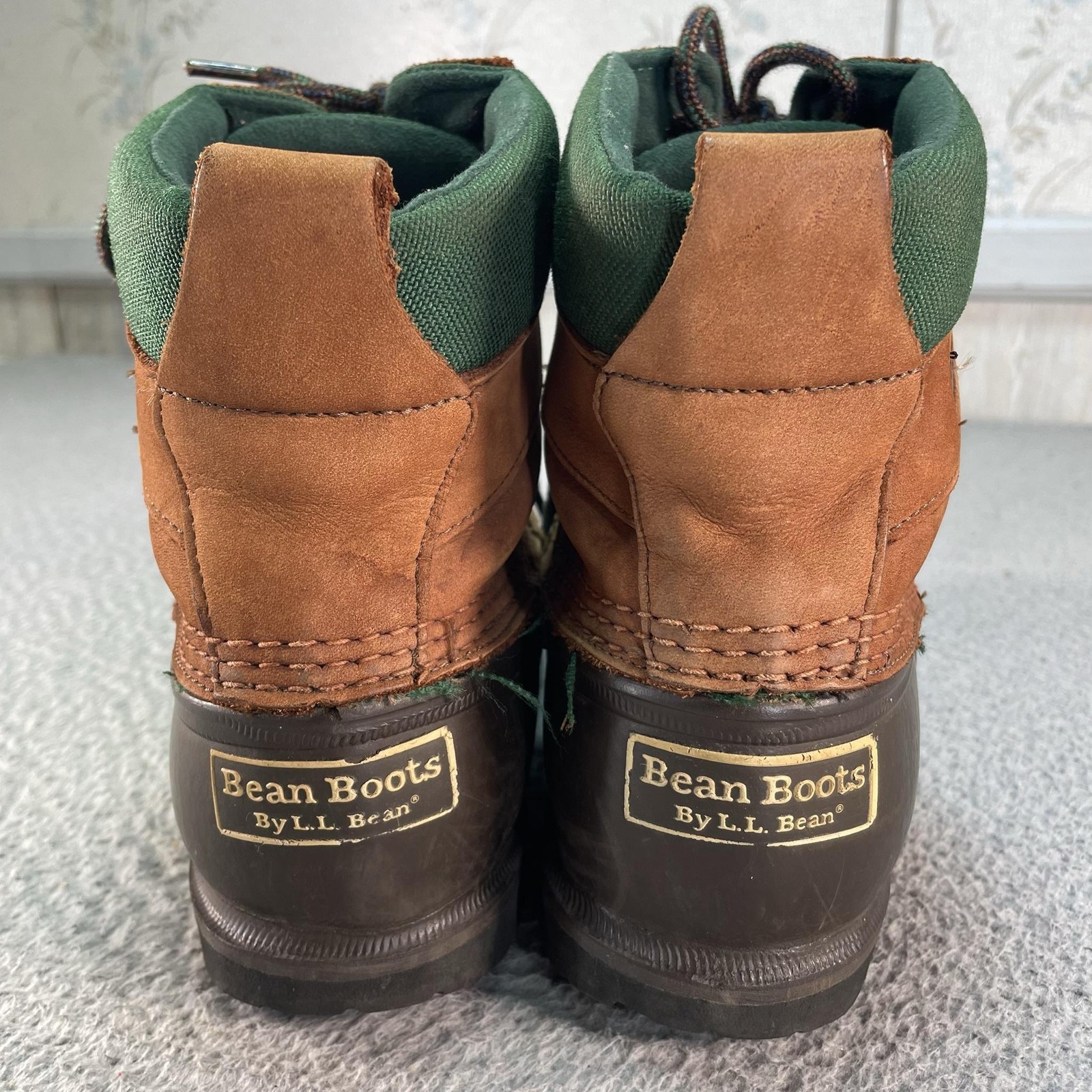 LL Bean Bean Boots Womens Size 9 Brown Leather Duck Ankle Waterproof Lace Up