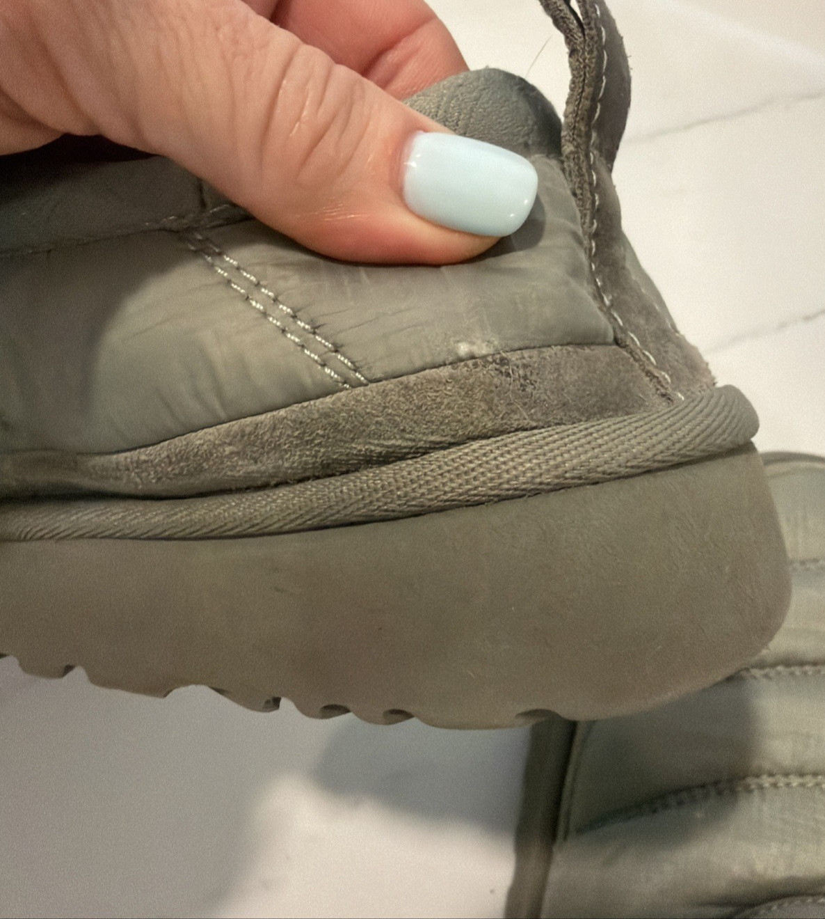 UGG Tasman LTA 6 Moss Green Gorpcore Street Style Cozy Chic Clean Girl