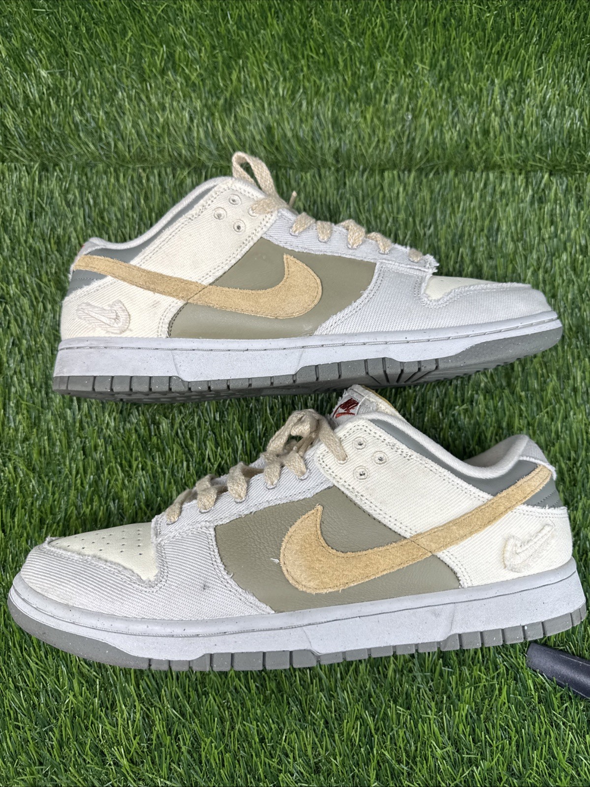 NIKE Dunk Low SE Light Bone Dark Stucco Women’s Size 12 Mens 10.5 FZ4341-100