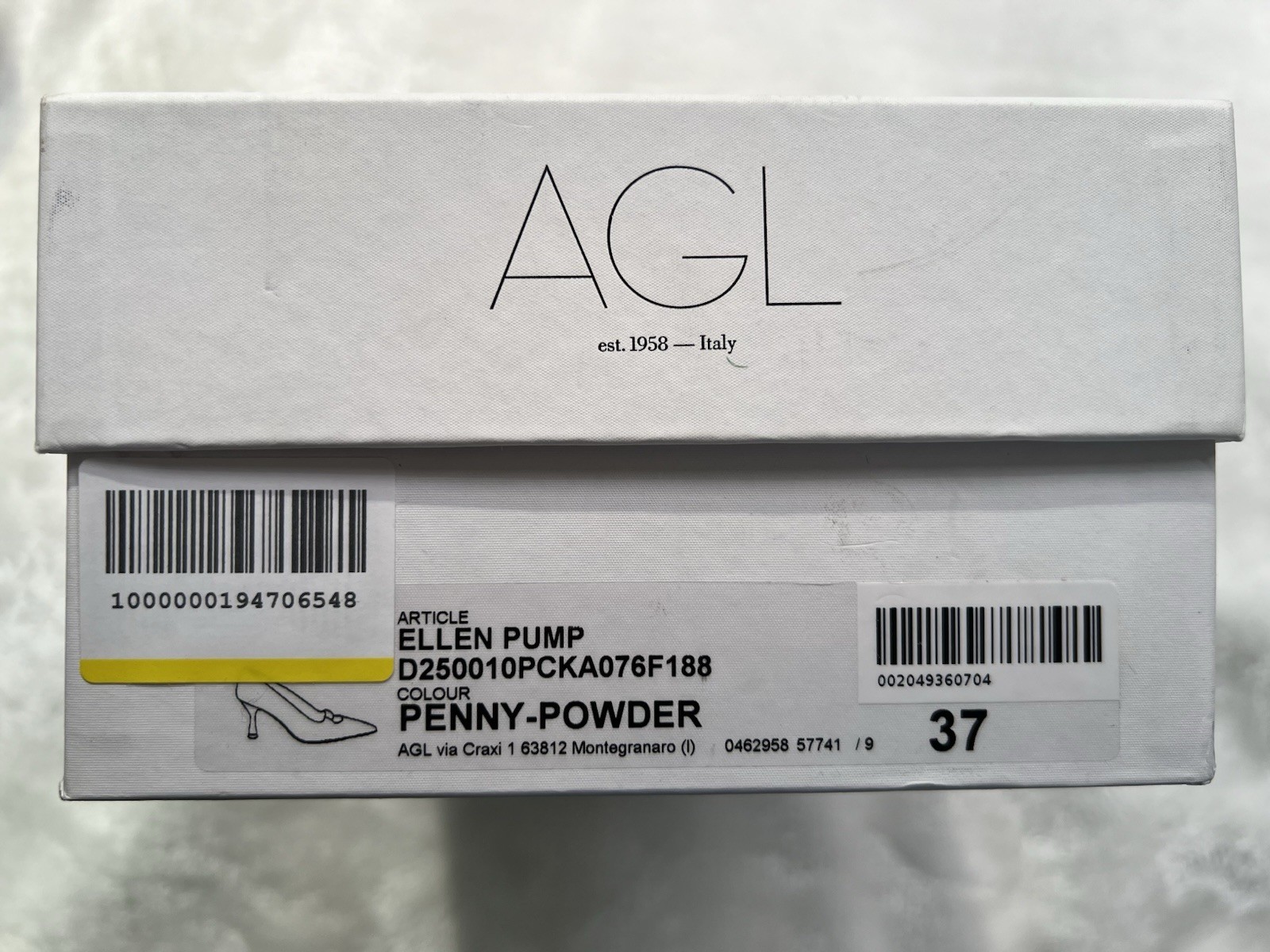 🤍NEW AGL Hellen Pumps Size 37 Nude Leather Made in Italy Kitten Heel 2.75” 🤍