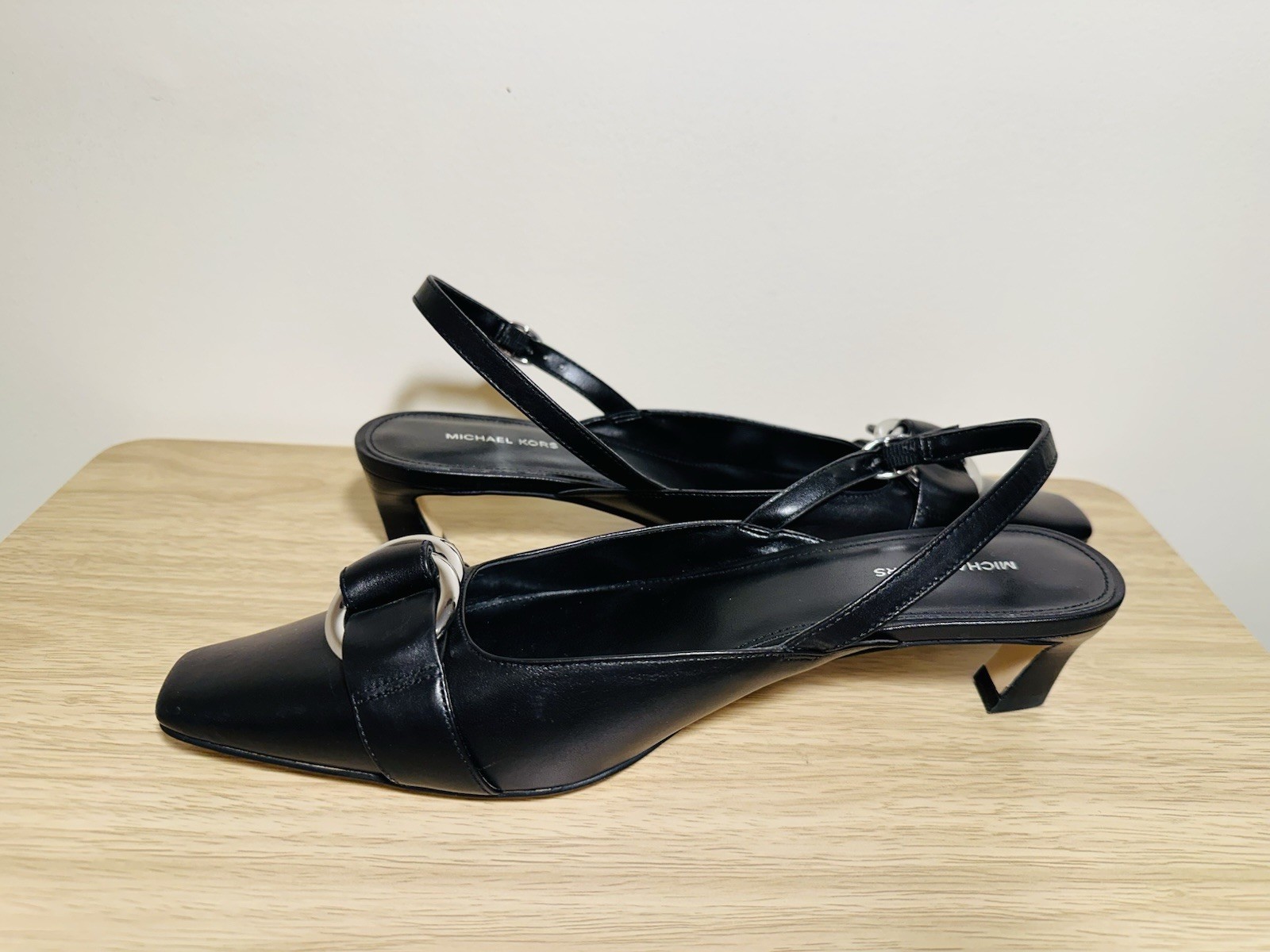 Michael Kors Jaden sling back kitten heel leather upper shoes black NWOB sz 8.5