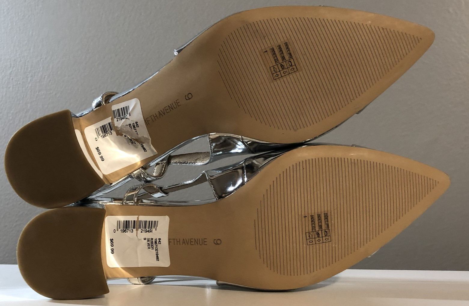 Jewel Badgley Mischka Monroe Slingback Silver Metalic 2″ Block Heel Sz 9 NEW