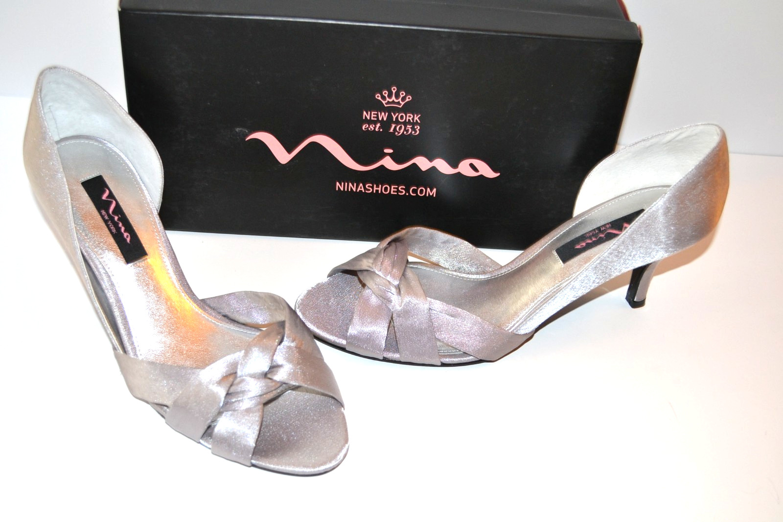 Nina CRISTA SHOES Royal Silver Satin WEDDING Heels Pumps Evening Dress 9.5 M
