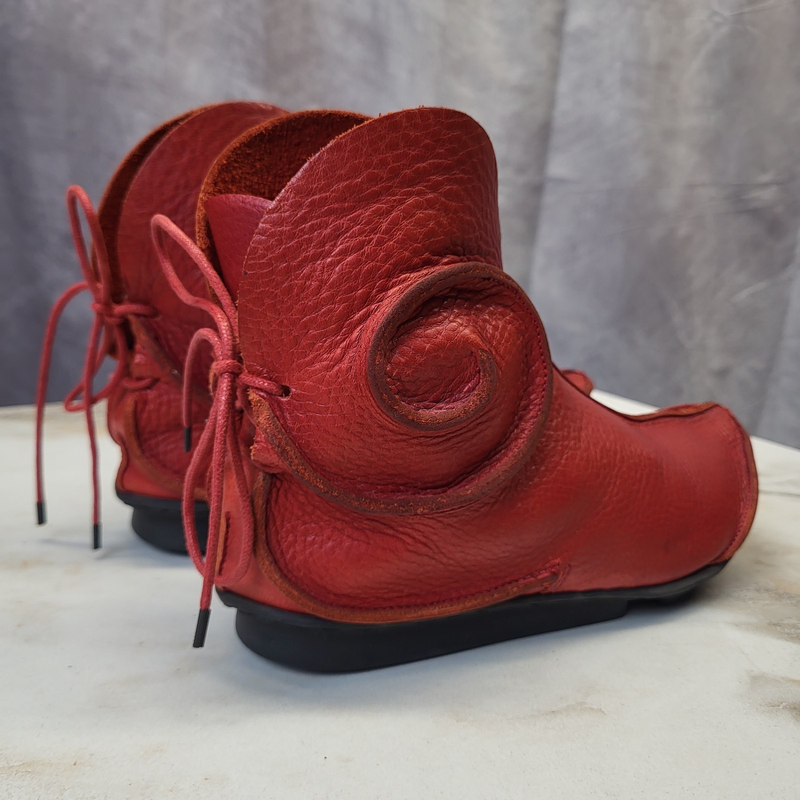 Trippen Taurus Penna Back Lace Midevil Peasant Booties Red Elf Women’s 37