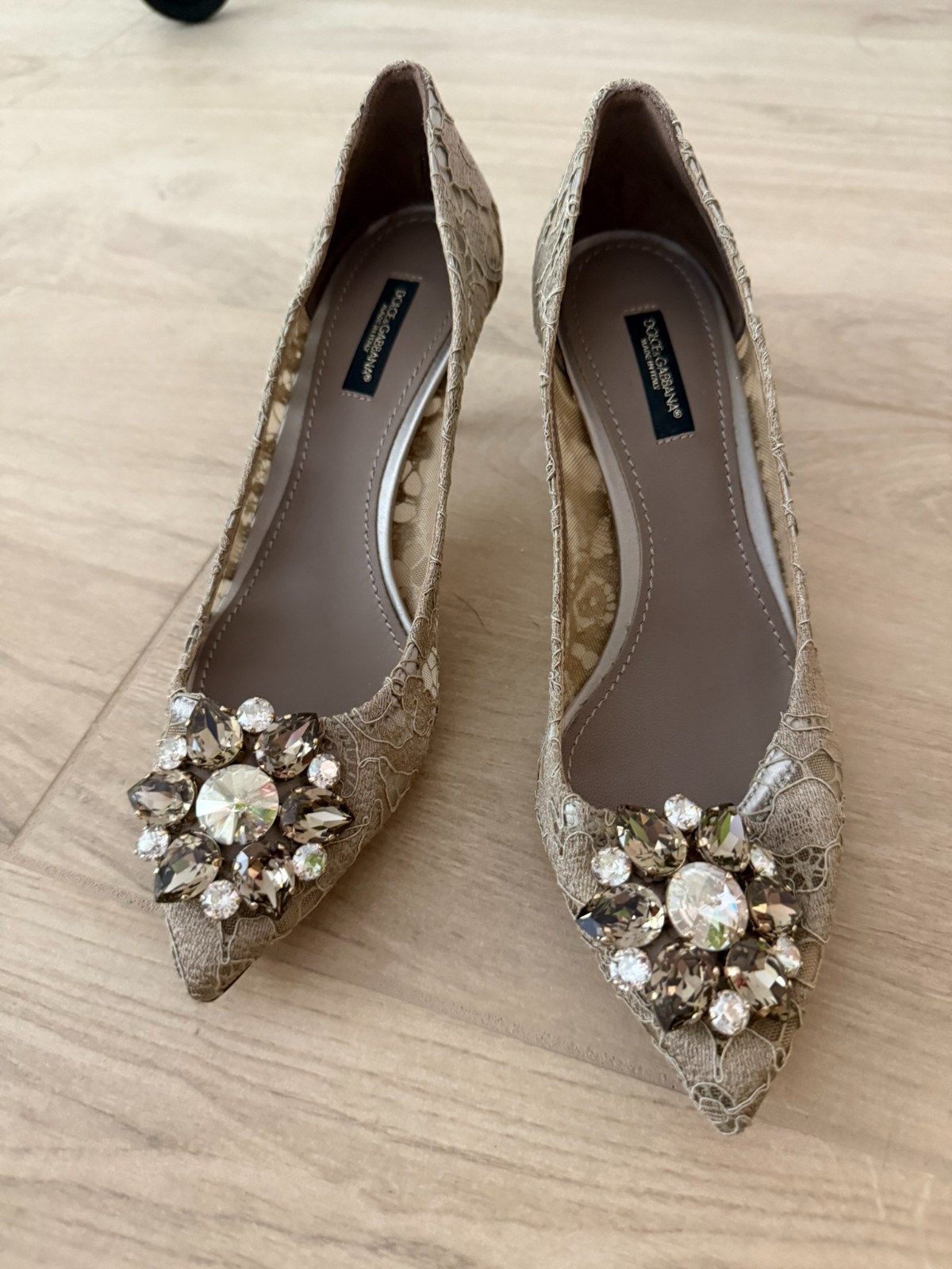 Dolce & Gabbana Lace Pumps with Brooch Detailing | Size 7 (Italian 37.5)