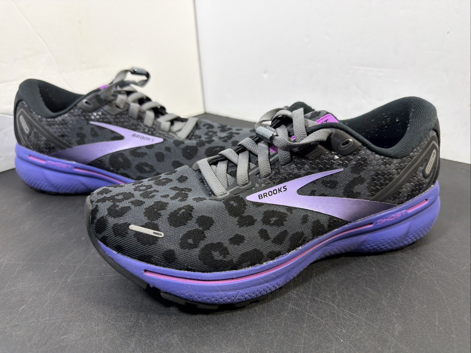 Brooks Ghost 14 2022 Women’s Size 7.5 B Electric Cheetah Leopard 1203561B098