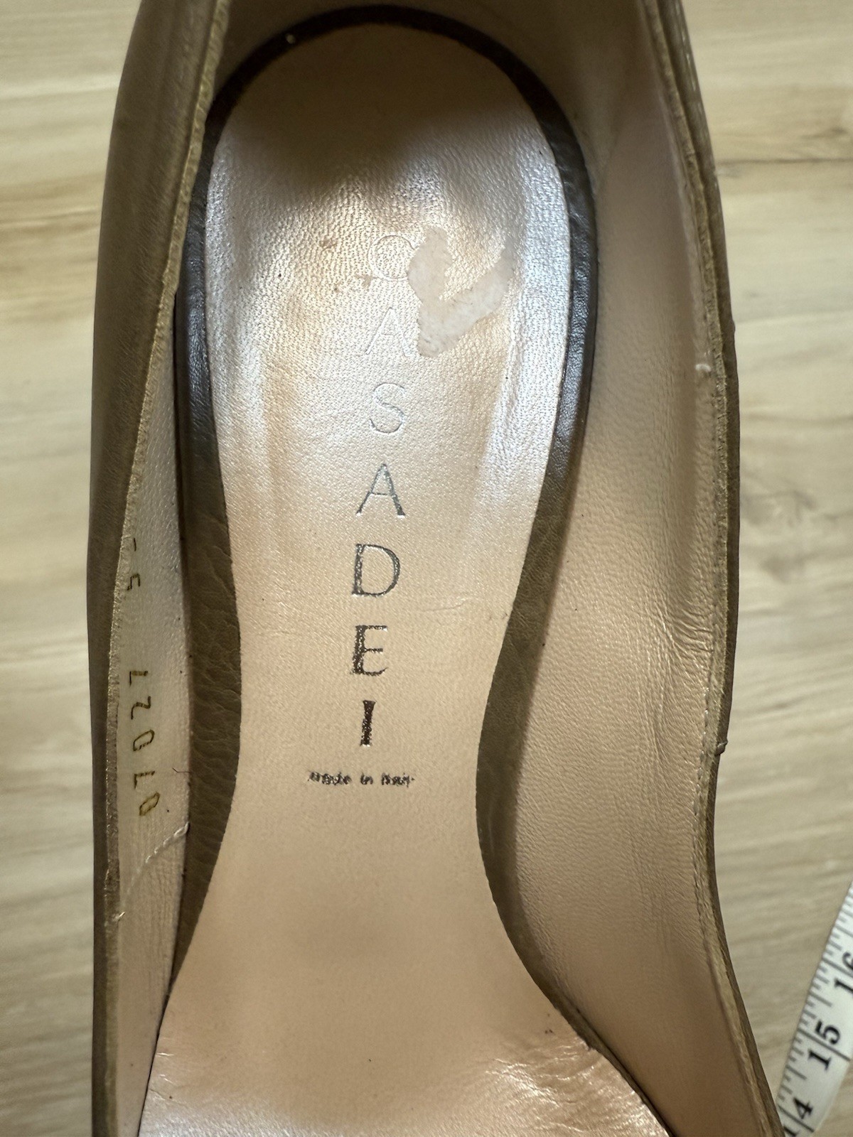 Casadei Women’s Pumps Leather Platform Olive Grey 5.25 heels/ 1.75 front Size 7