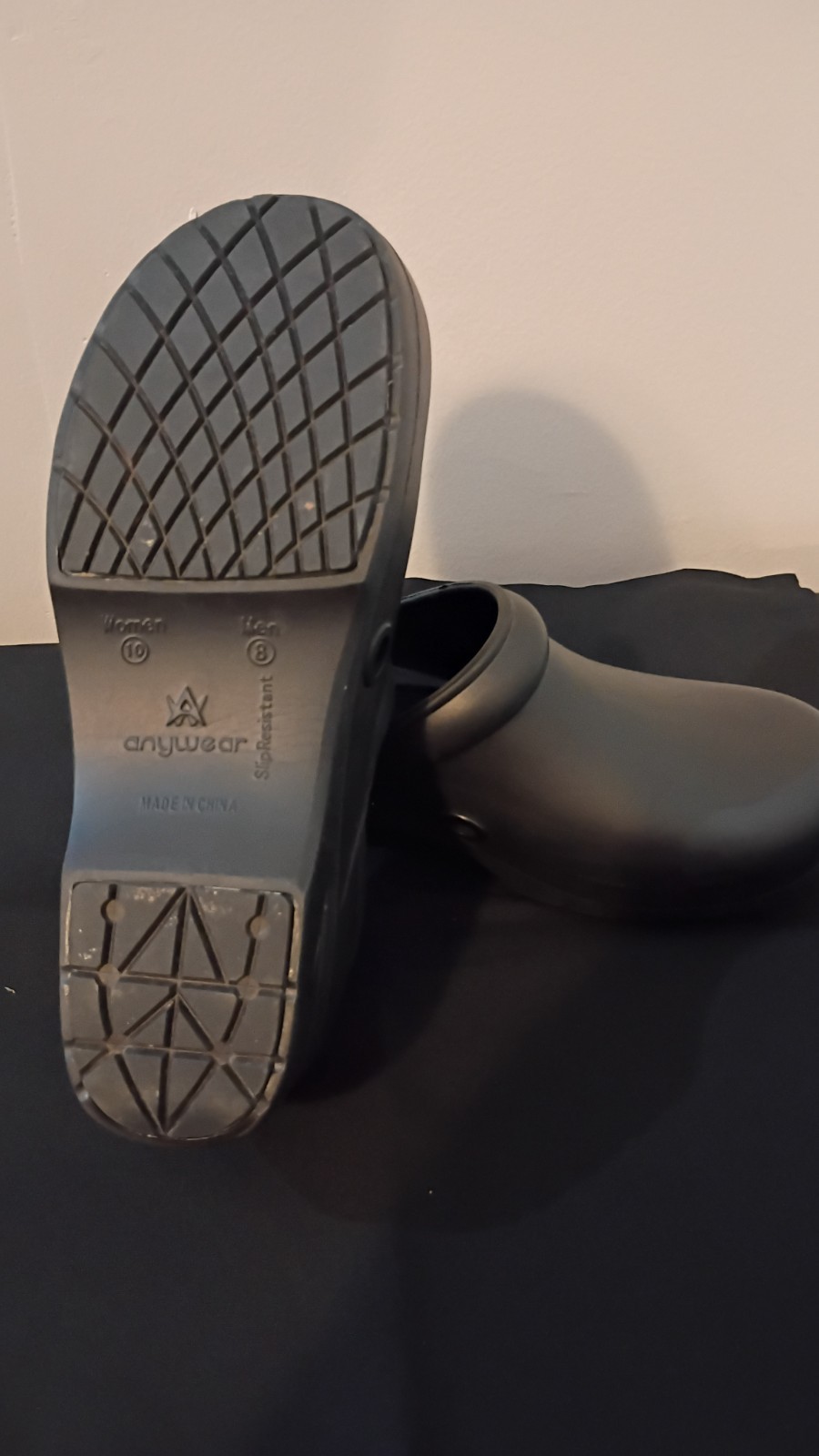 anywear guardian angel closed toe clogs
