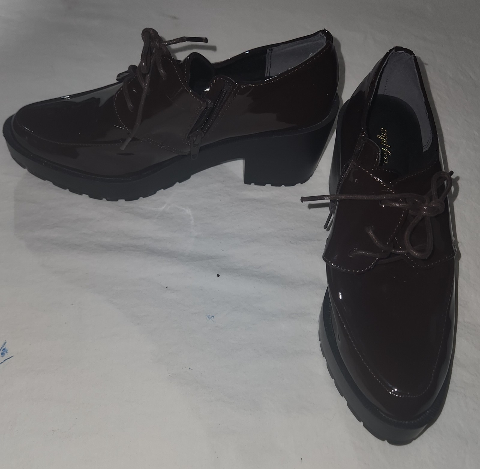 Women’s Brown Patent Look Lace-Up Dress Shoes W/ Side Zip Size 7