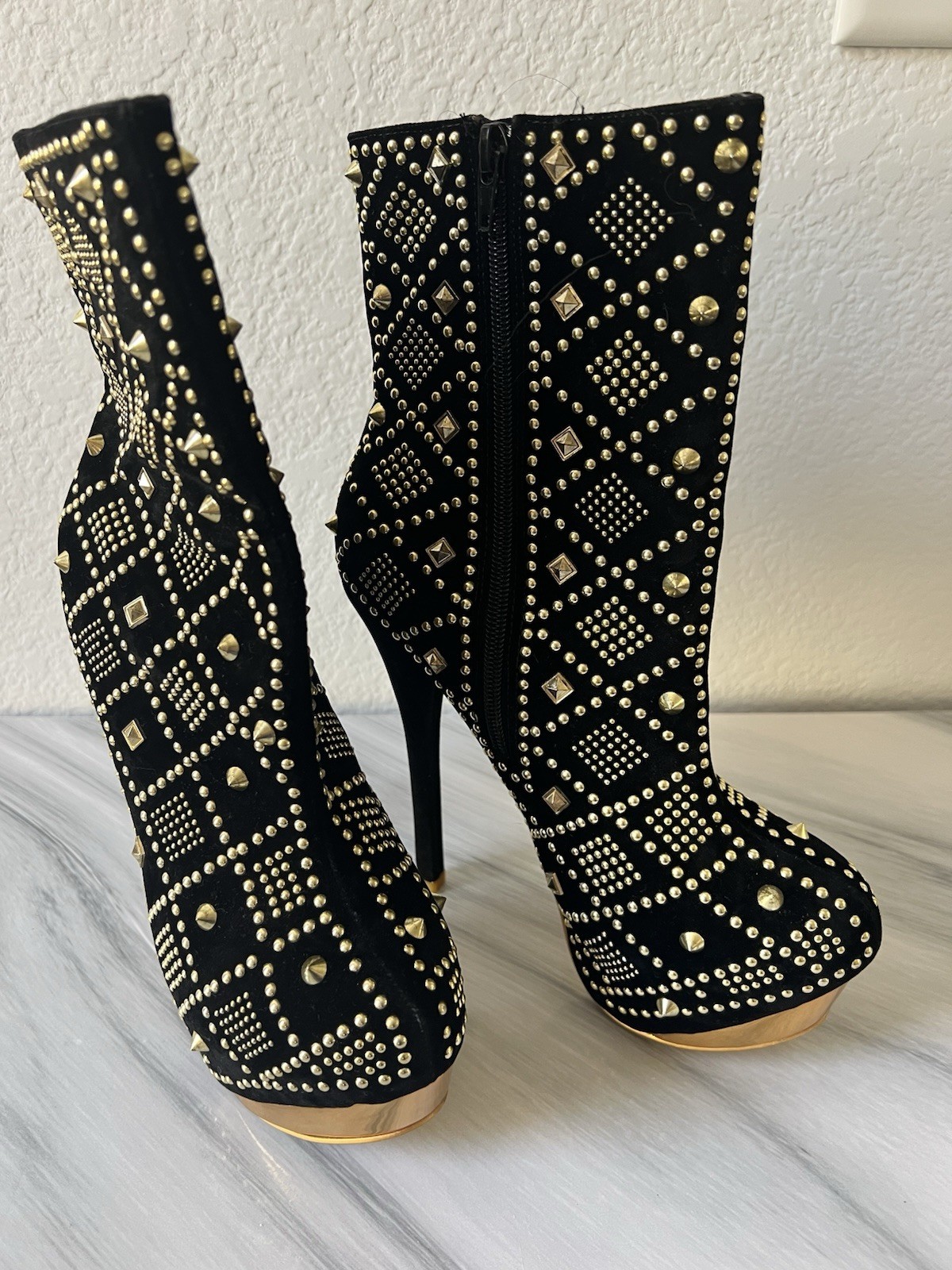 Vigo Fiore Black Velvet Studded Spiked Platform Zip Mid-Calf Boots Women 8 Sexy