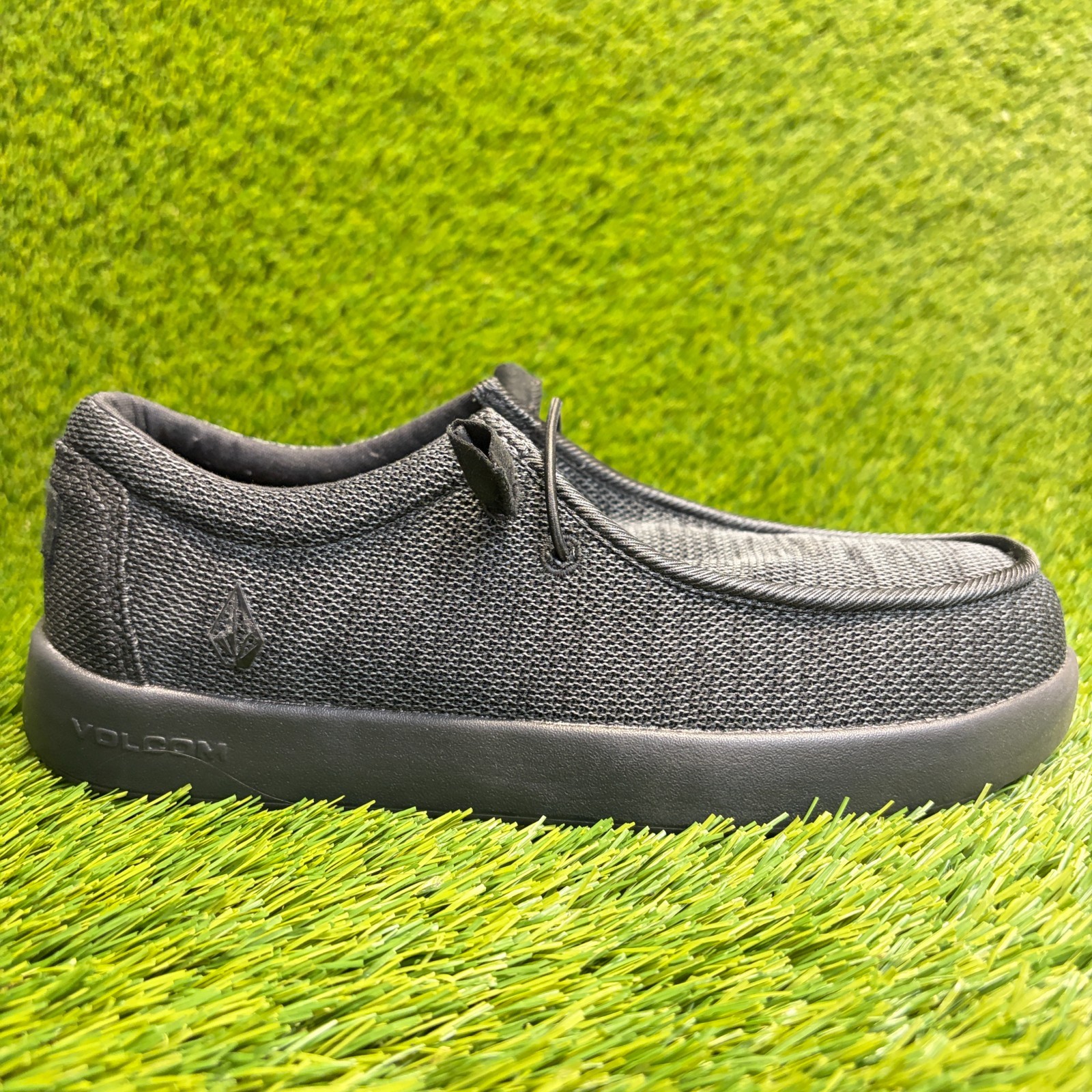 Volcom Chill Womens Size 8.5D Black Composite Toe Safety Work Slip-On Shoes