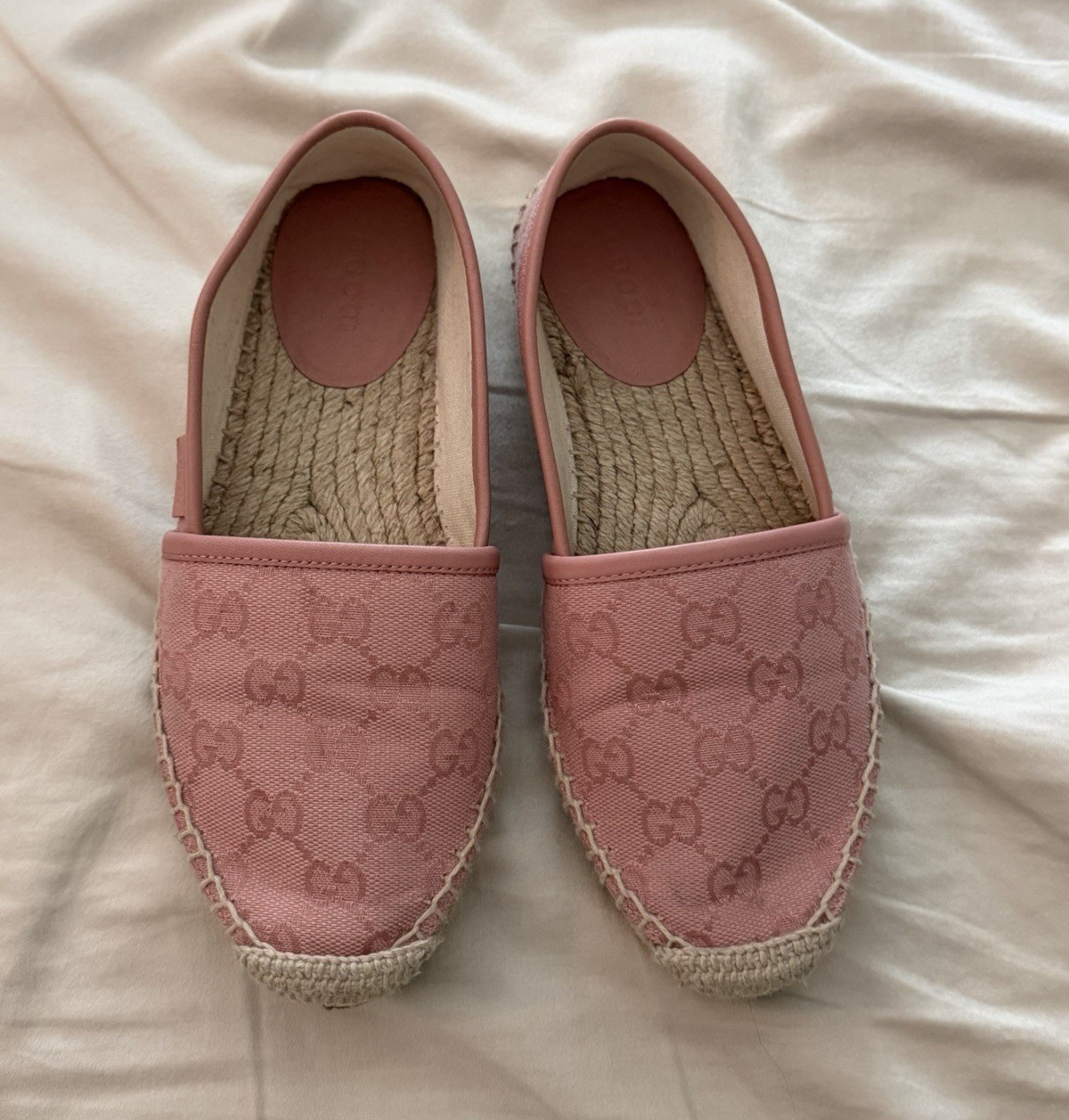 Gucci Pink Logo Canvas Espadrille Flats Slip-On Round Toe Women’s 6 Std