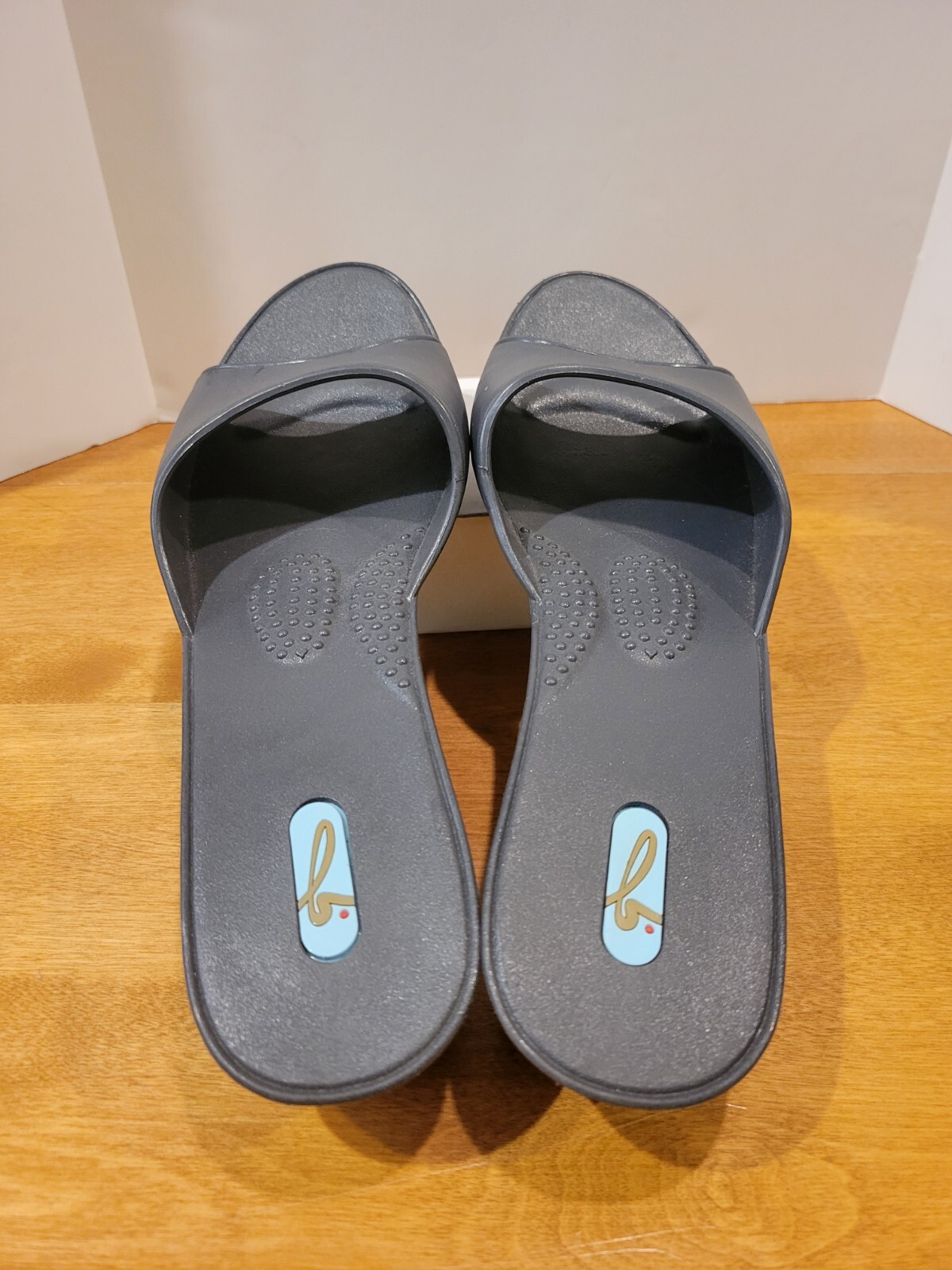 OKA­­·B Women’s Slip On Sandals Comfort Beach Summer Preppy Nautical NWOB