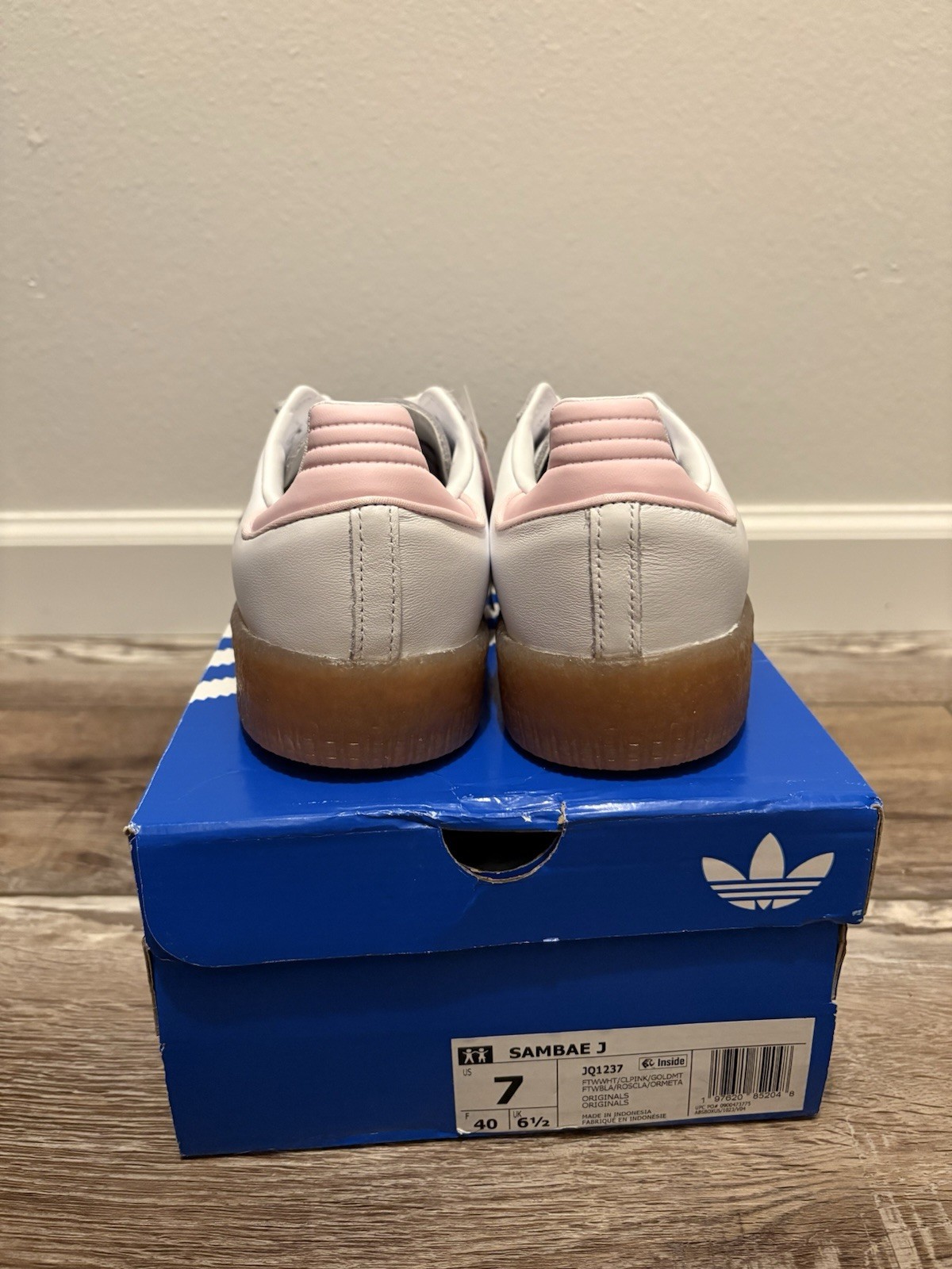 Adidas Sambae Size 7y / 8w White Pink Light Leather Gray Suede