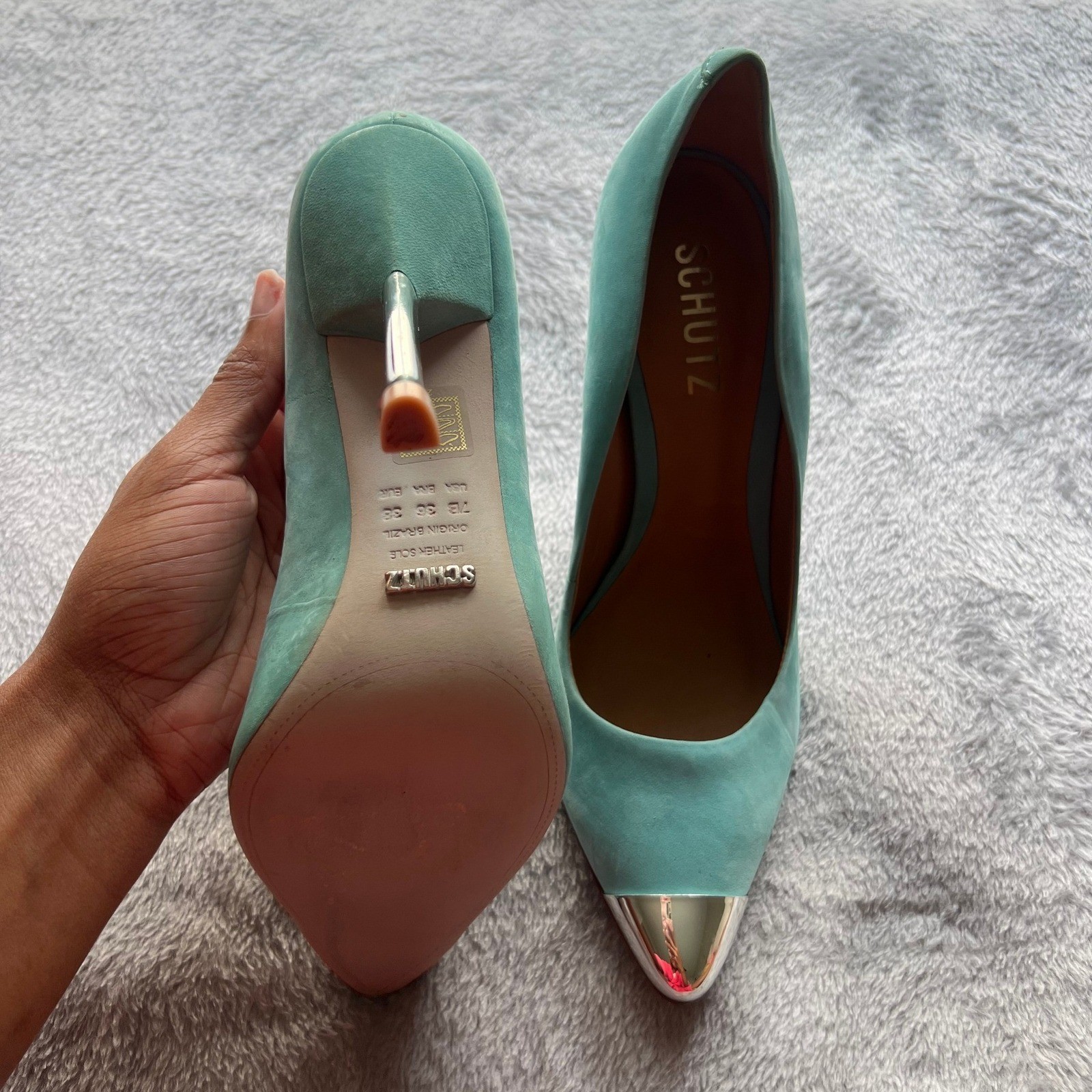 Schutz Seafoam Green Suede Metallic Cap Toe Stiletto Pumps Heels Size 7.5B