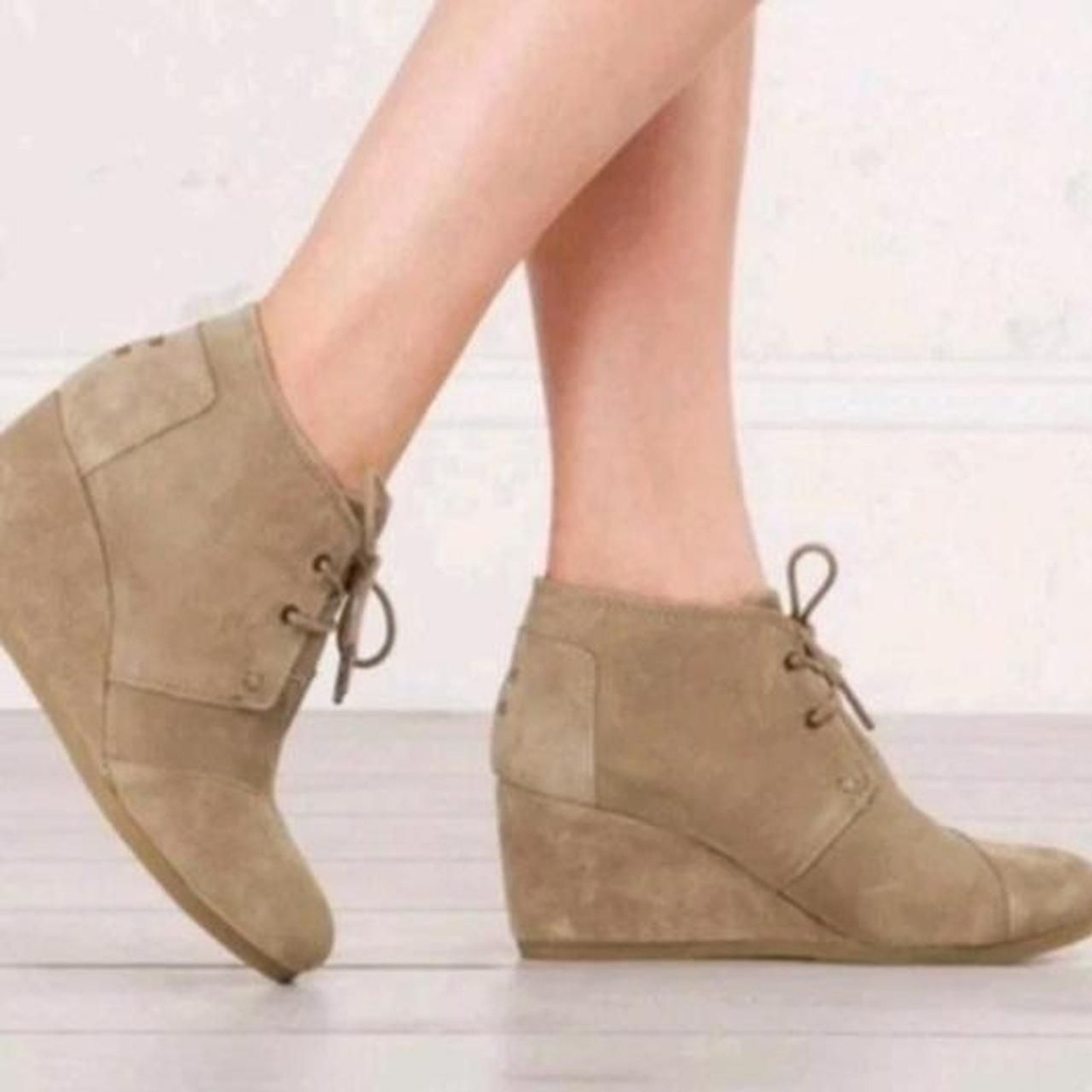 Toms Women’s Tan and Brown Boots