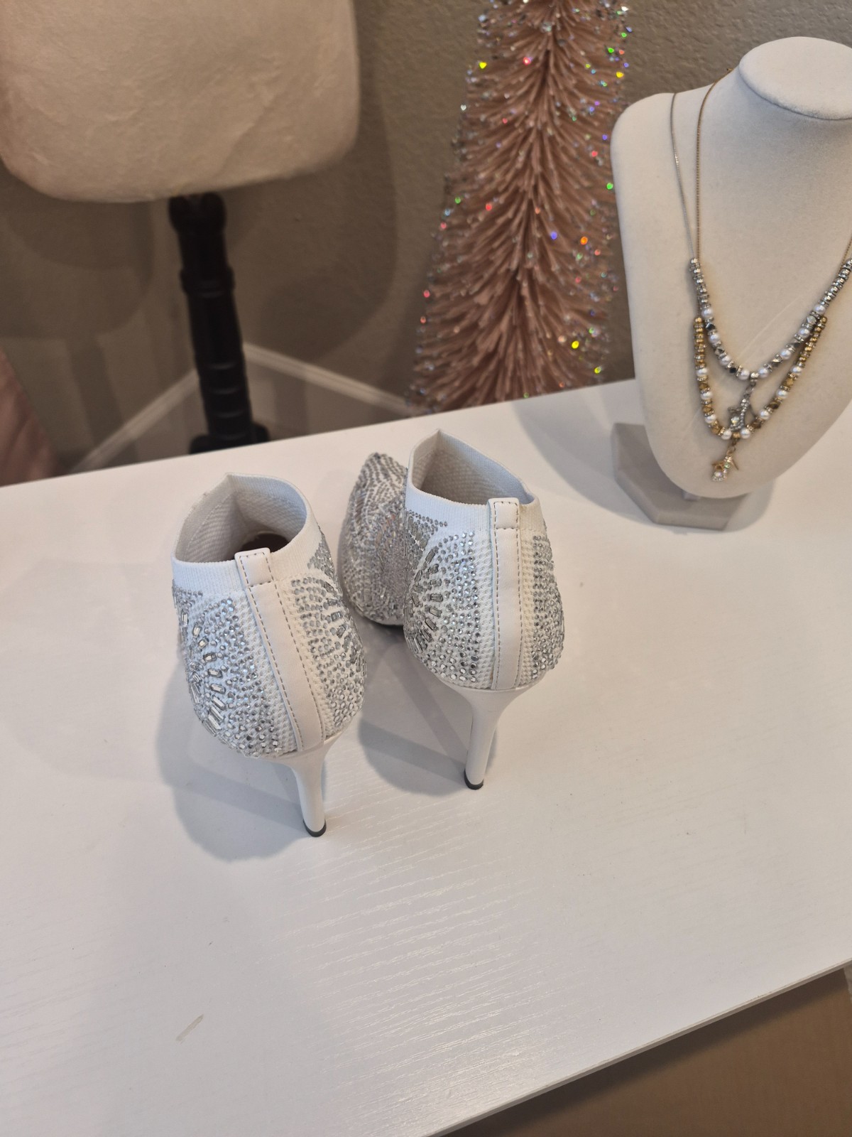 Thalia Sodi Karmen White Rhinestone Stiletto Booties Flyknit Pointed Toe US 10M