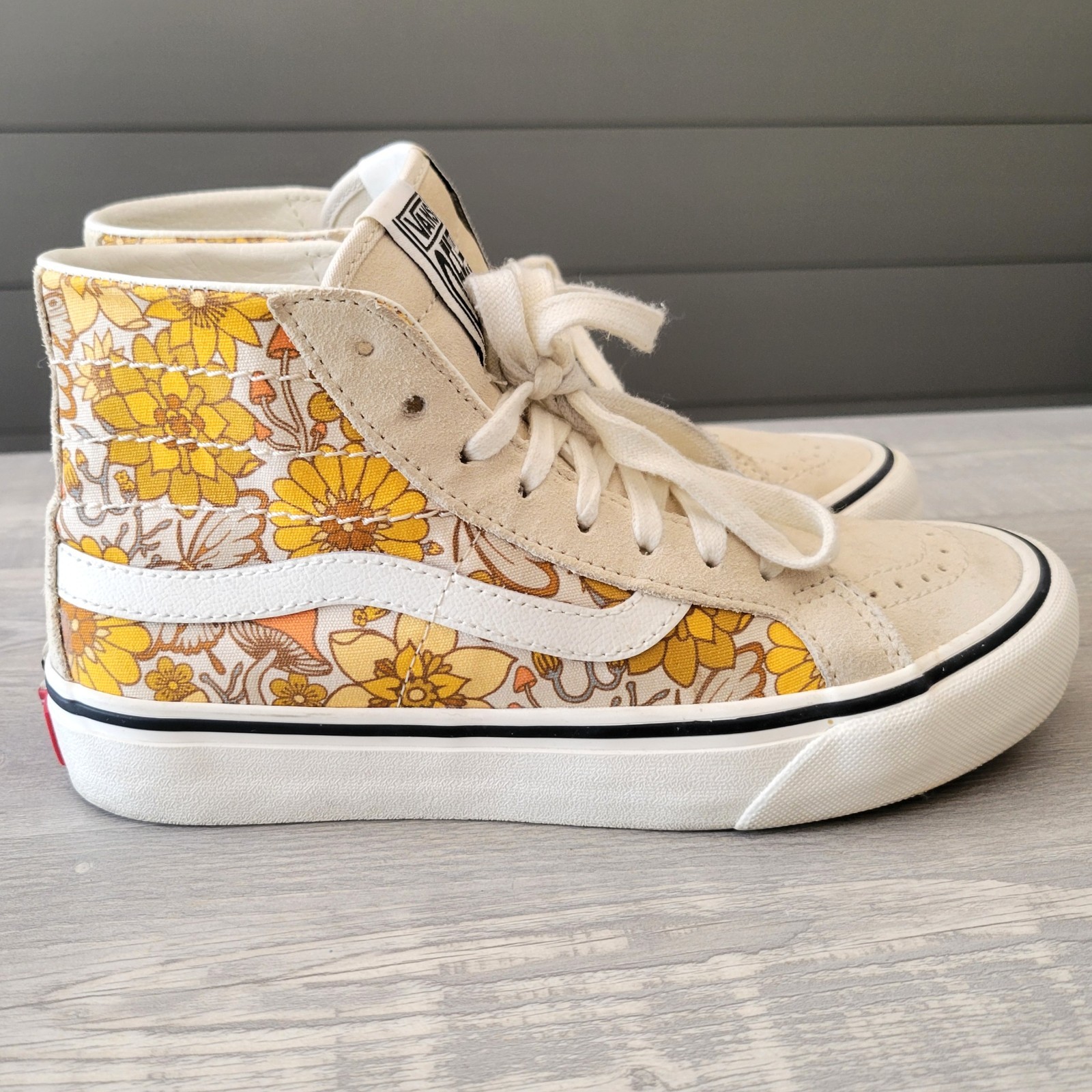 Vans Ultracush sk8 Floral Retro Boho Print Flowers Butterflies Womens 7 EUC