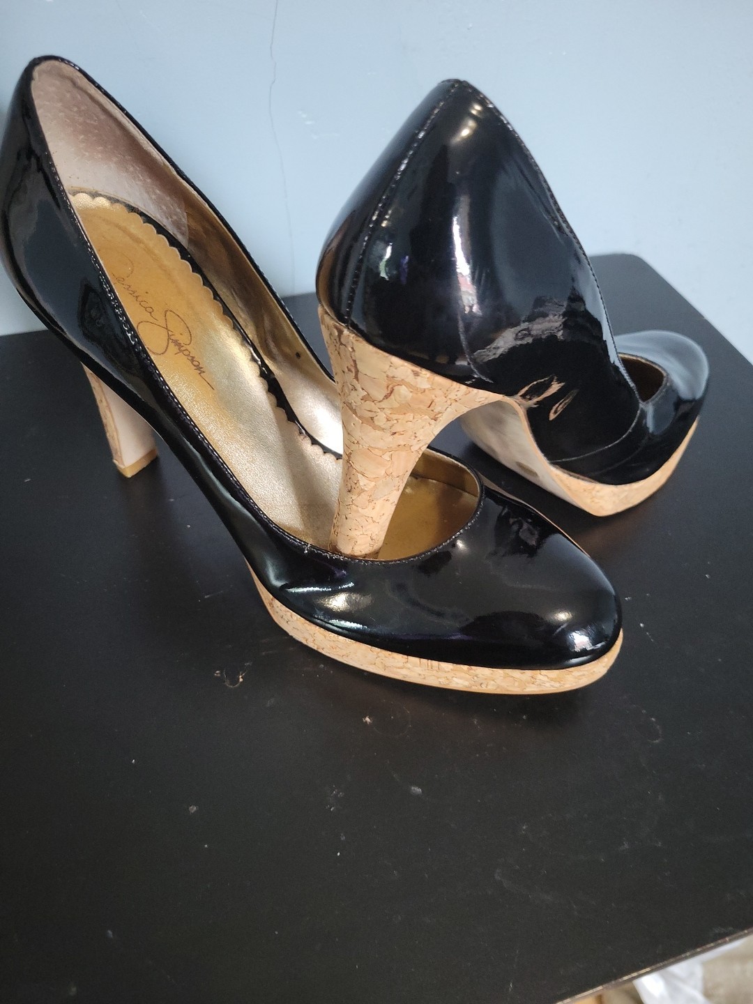 Jessica Simpson Black/ Cork Pumps