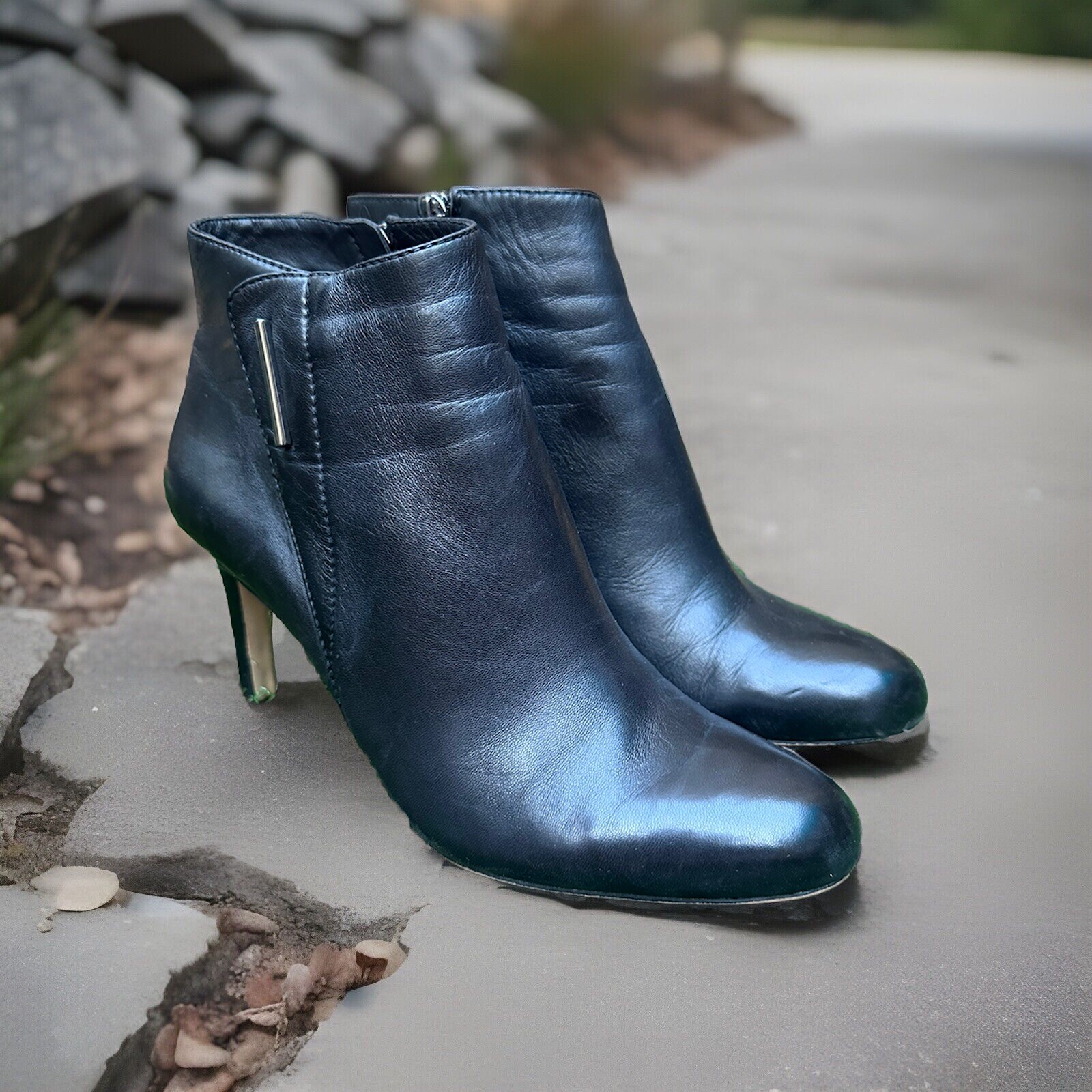 Vince Camuto Charlotte Black Leather Booties, Sz 9