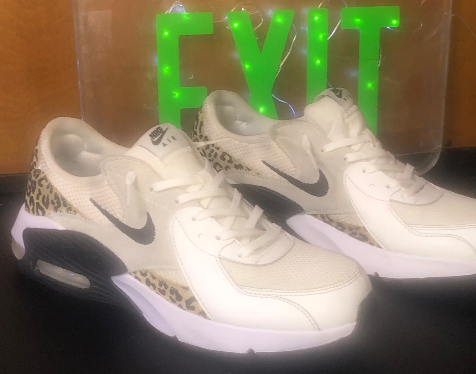 Size 10 – Nike Air Max Excee Leopard W