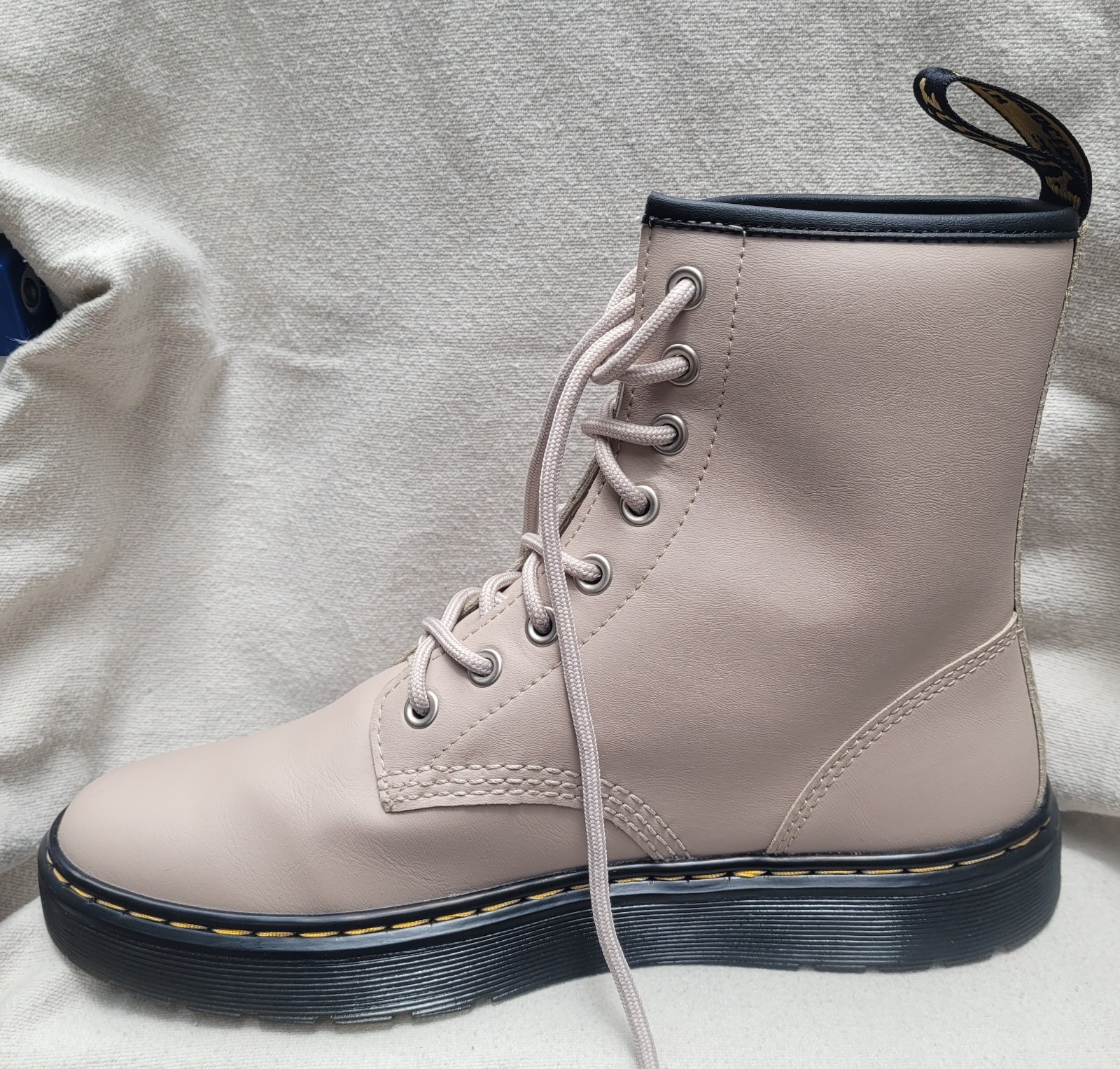 Dr Martens Zavala Beige/Taupe Lace Up Combat Boots W UK7/US9 M US8/EU41