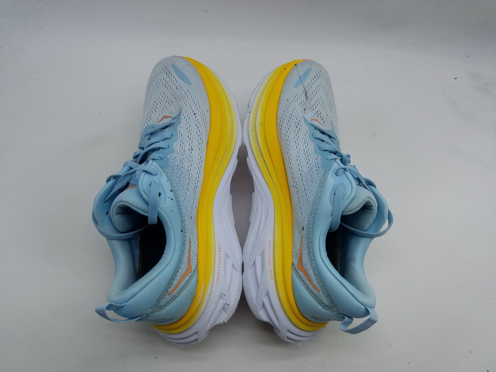 Hoka One One Bondi 8 Womens Size 9 B (Medium) Running Shoes Multicolor *See desc