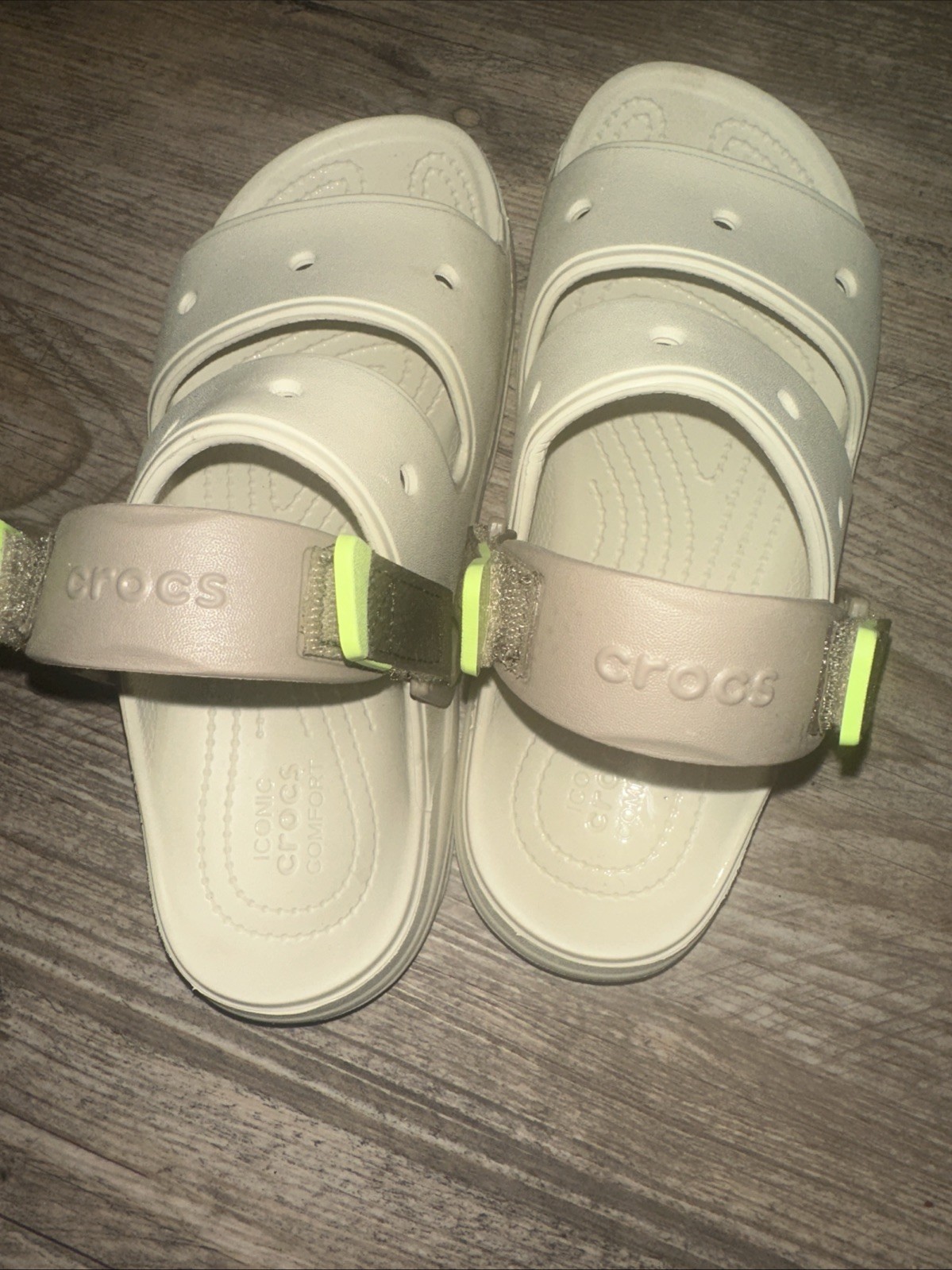 Crocs All Terrain Men’s 6 Shoes Tan Iconic Comfort Womens 8 Sandals