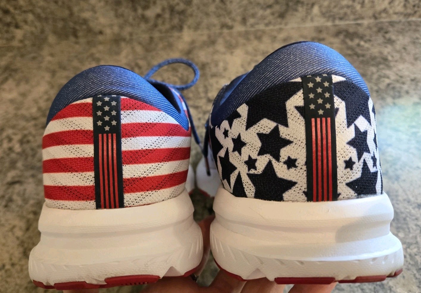 Brooks RED WHITE & BLUE Stars/Stripes Launch 6 Mens US sz 13. NEAR MINT!!!!