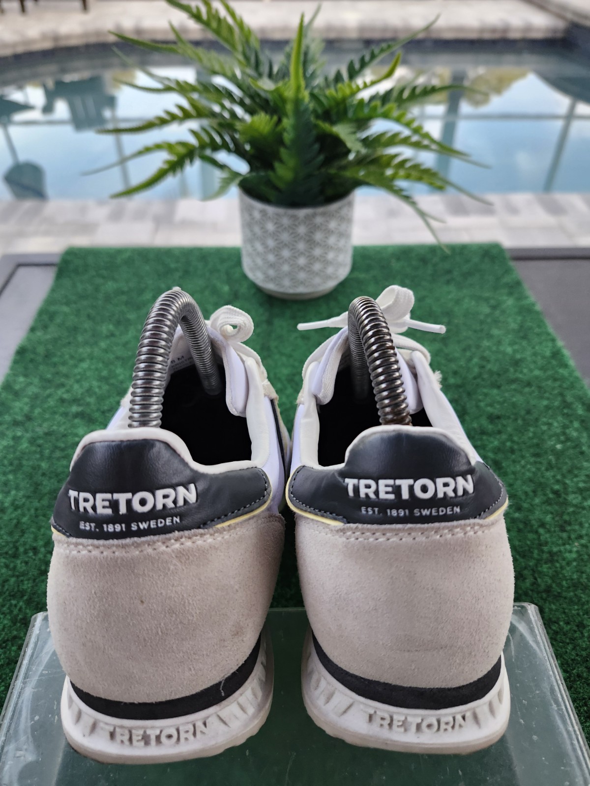 Tretorn Kristine Elite Women’s White Gold Textile Leather Sneakers Lace Up Sz 8