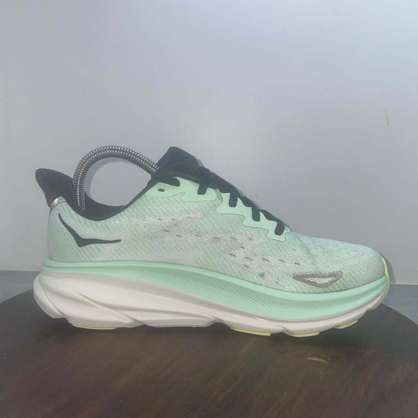 Hoka Clifton 9 Shoes Womens 8 Medium B Mint Fluorite Snow Melt 1127896 MNW