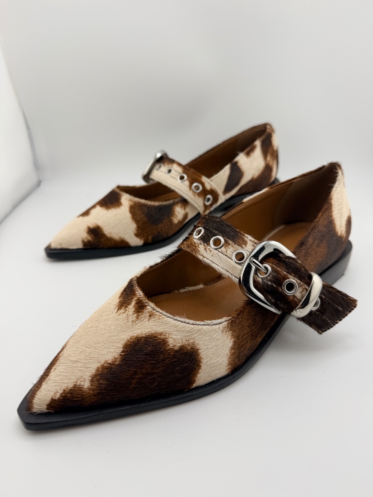 NEW Maeve Pointed-Toe Moto Mary Jane Flats Size US 8 / EU 39