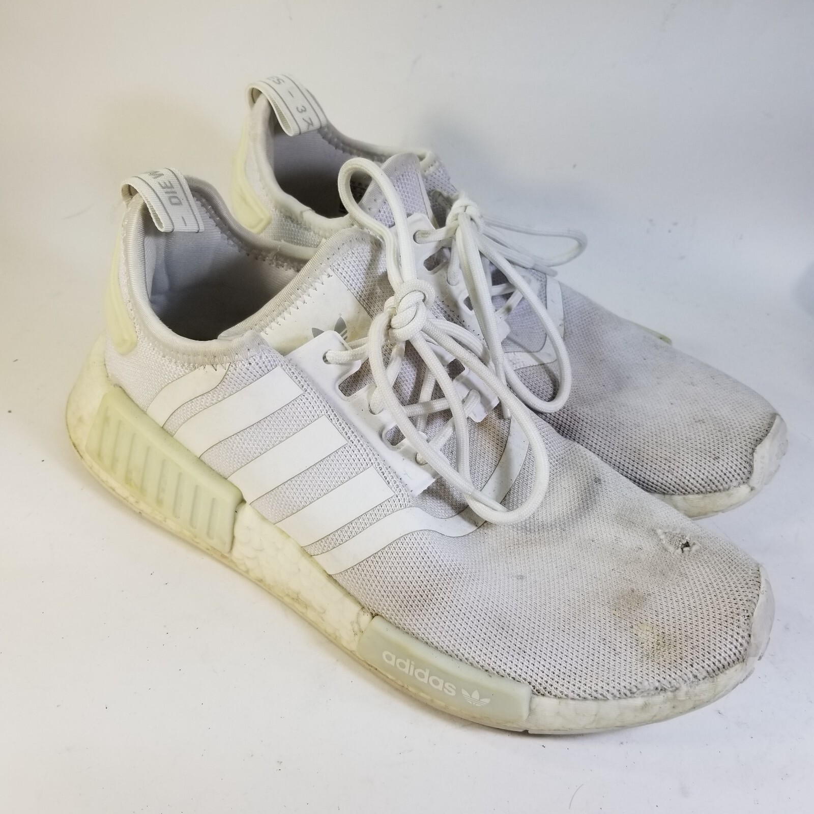 Adidas Originals Women’s NMD R1 Running Sneakers Size 8 US