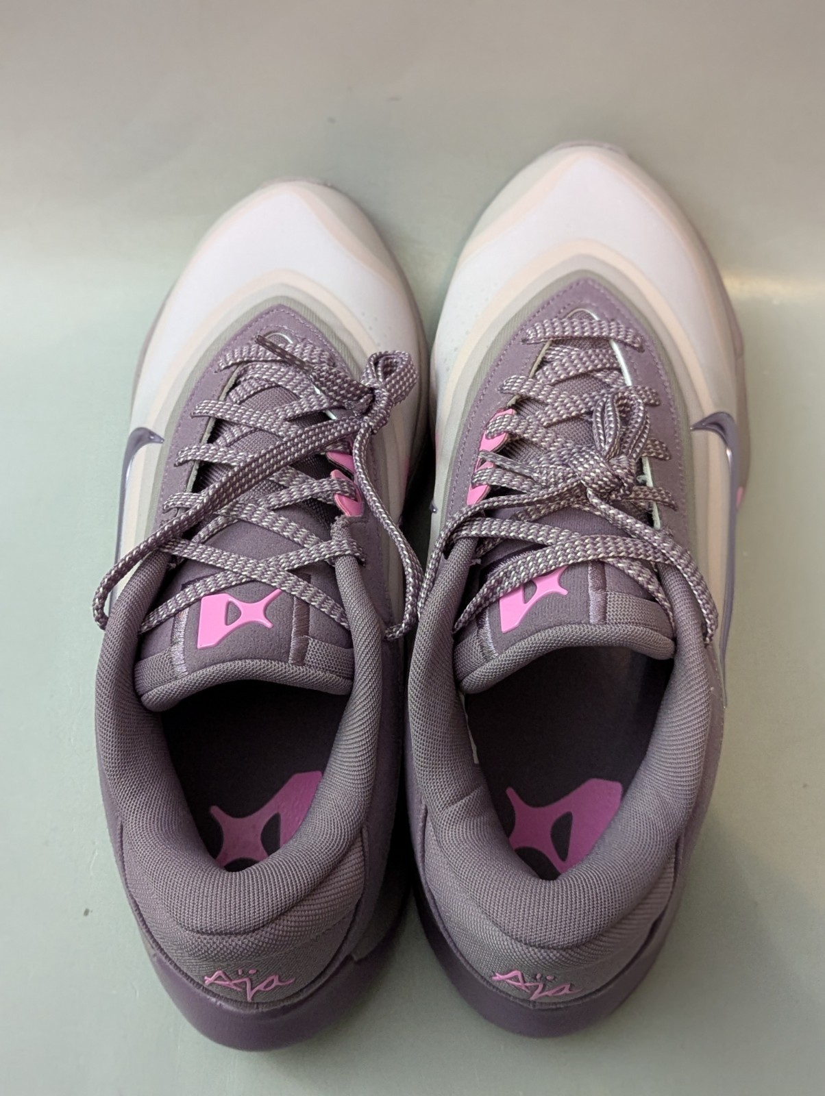 Nike A’One Dog Mom A’ja Basketball Shoes Womens 9.5 FZ8605-501 Violet Dust